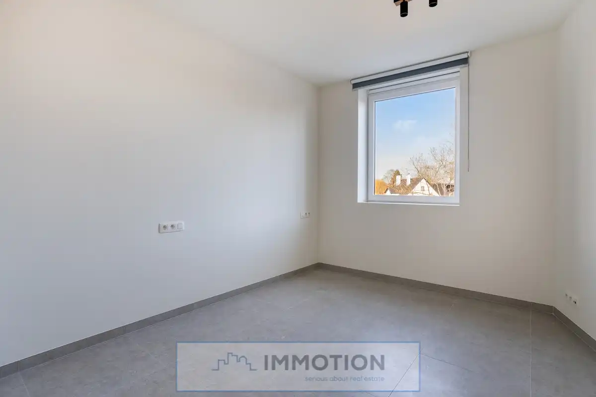 Nieuwbouw duplex appartement met terras foto 10