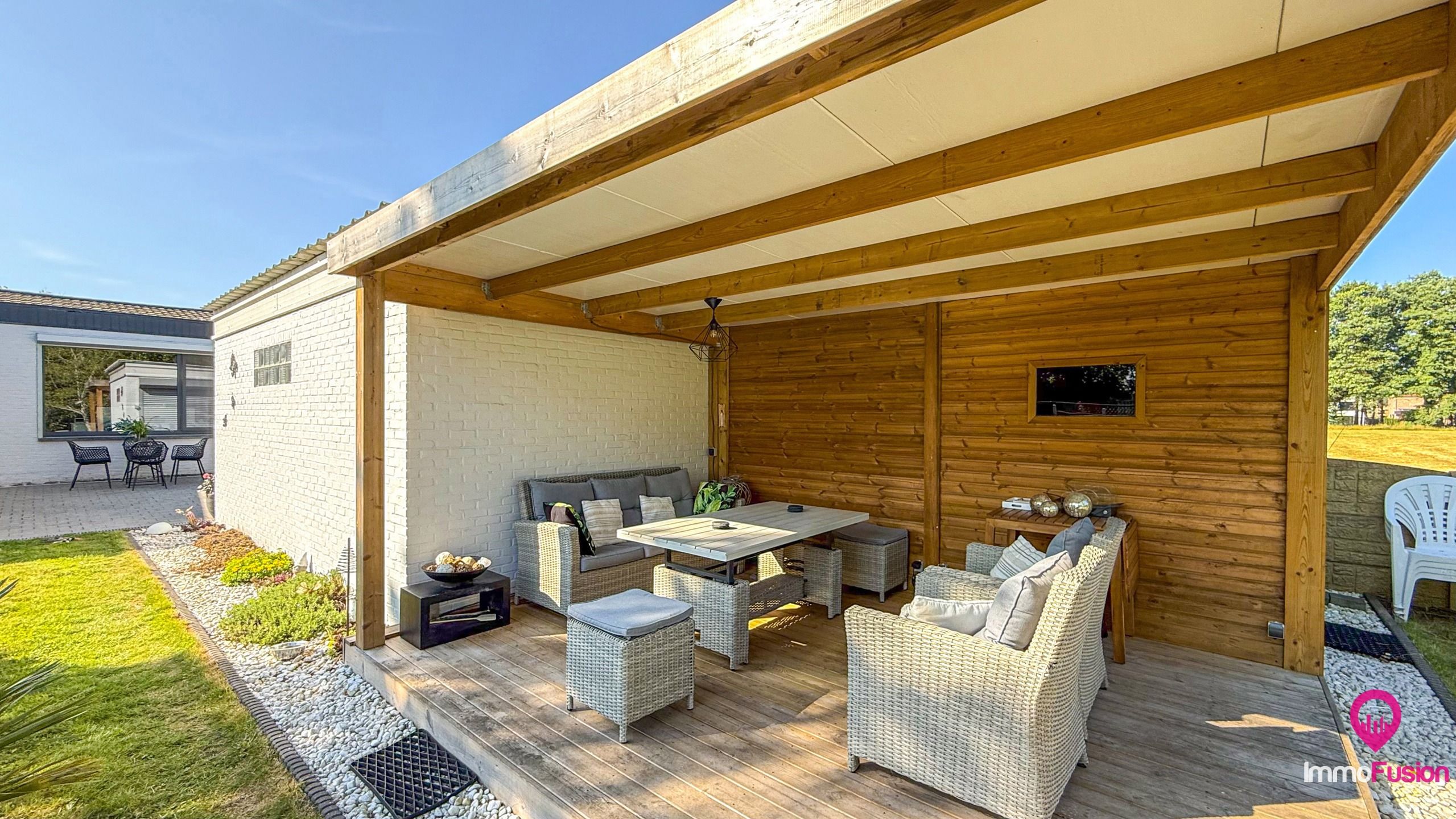 Praktische bungalowwoning met prachtige tuin en zwemvijver! foto 41
