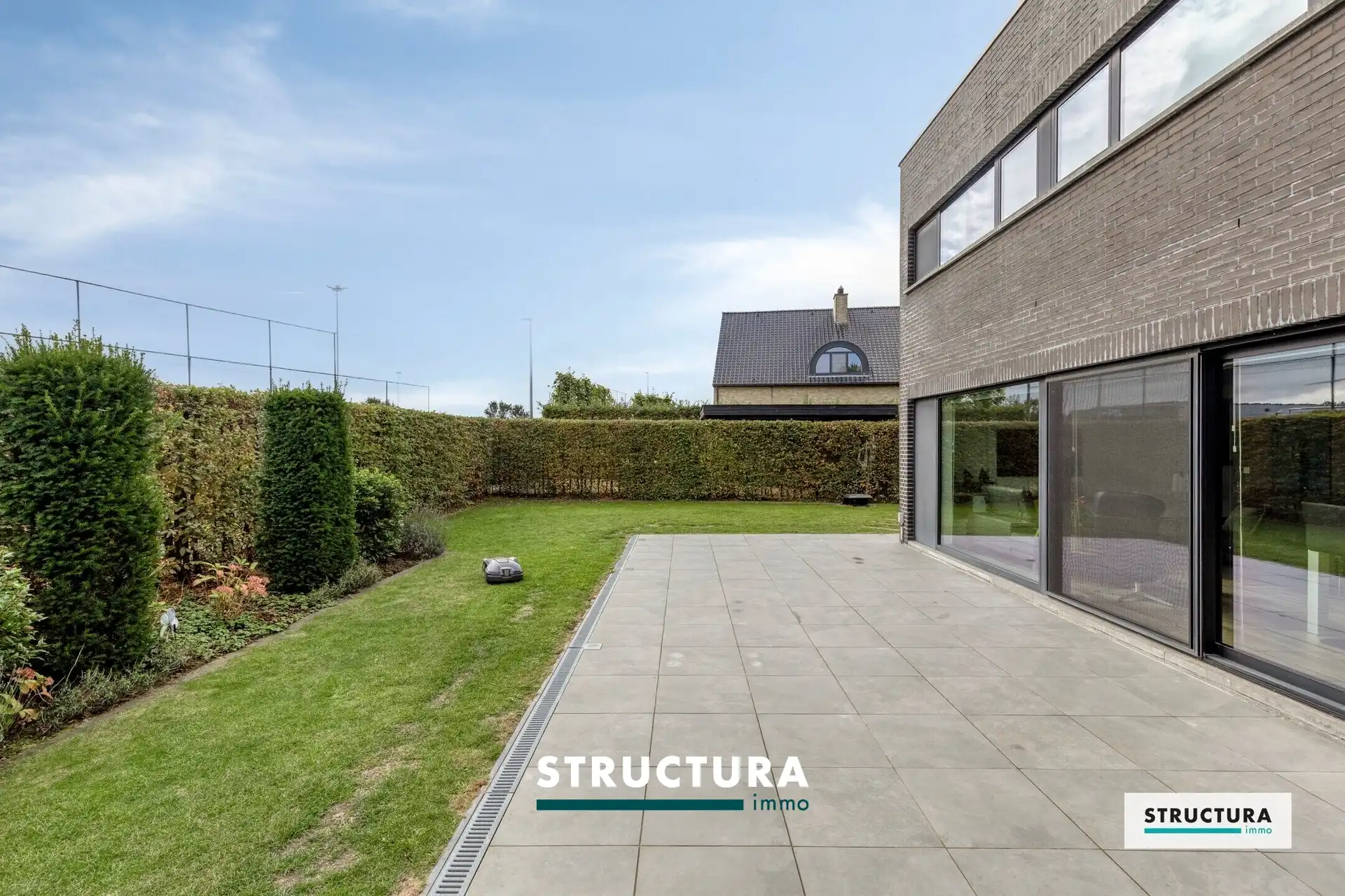 Instapklare open bebouwing met 3 slaapkamers in rustige, doodlopende straat te Mollem! foto 25