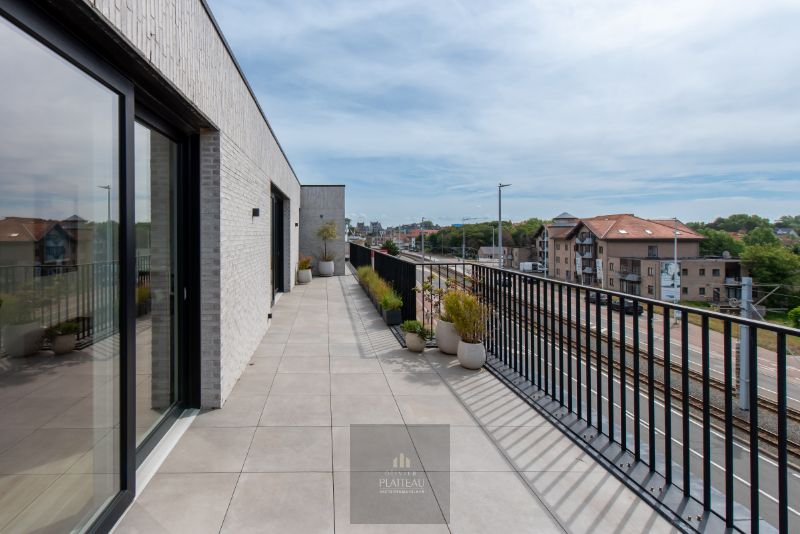 Recent luxe penthouse-appartement met 3 slaapkamers. foto 42
