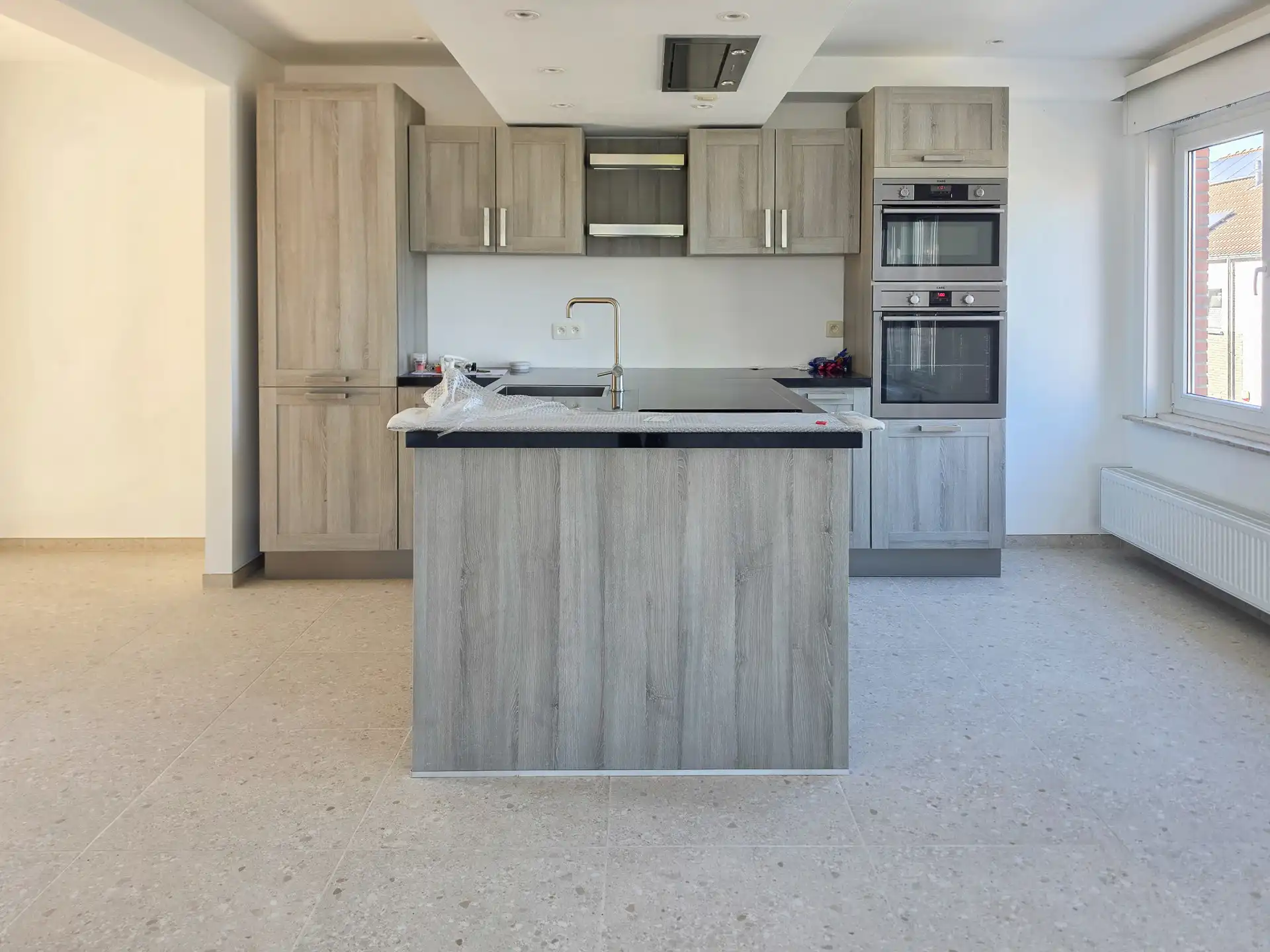 Ruim en volledig gerenoveerd appartement  foto 4