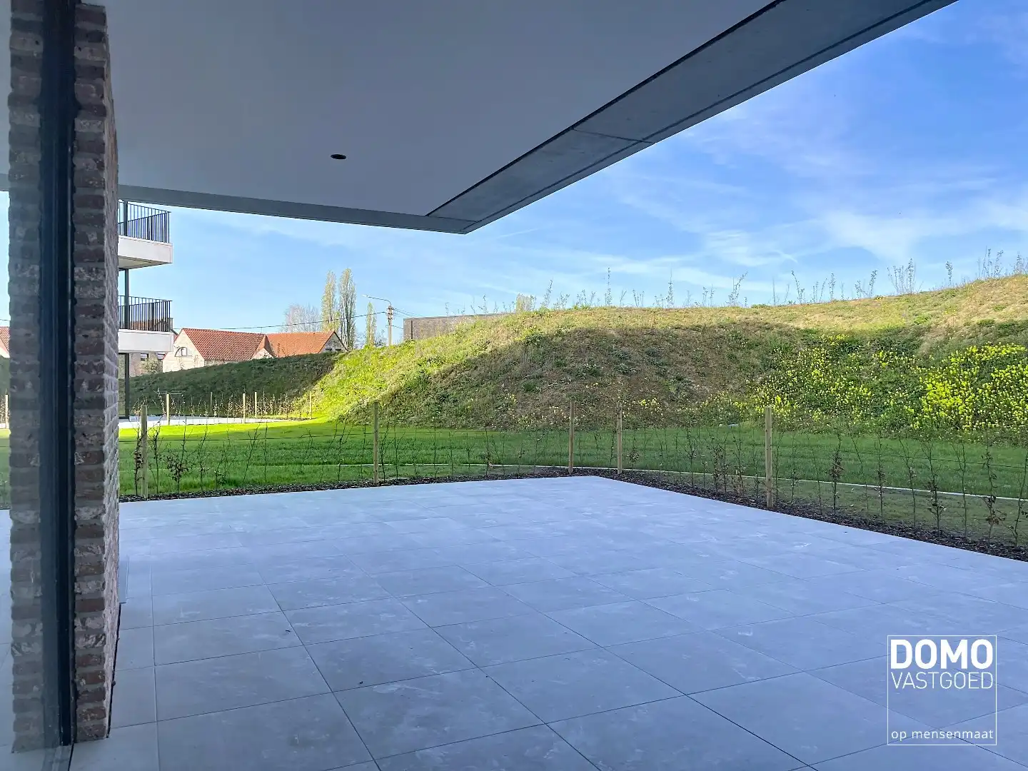 MODERN GELIJKVLOERS APPARTEMENT GELEGEN TE KERMT MET 2 SLAAPKAMERS EN RUIM TERRAS foto 12