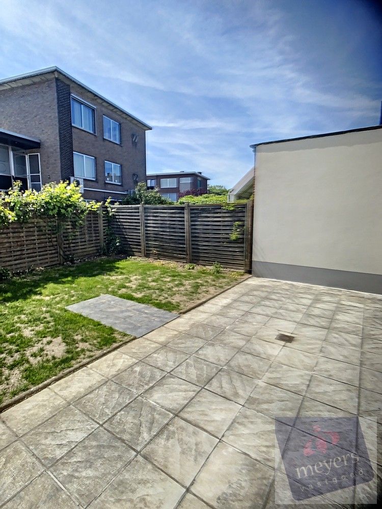 Te huur in Hasselt – Gezinswoning met tuin & garage in rustige woonwijk foto 8