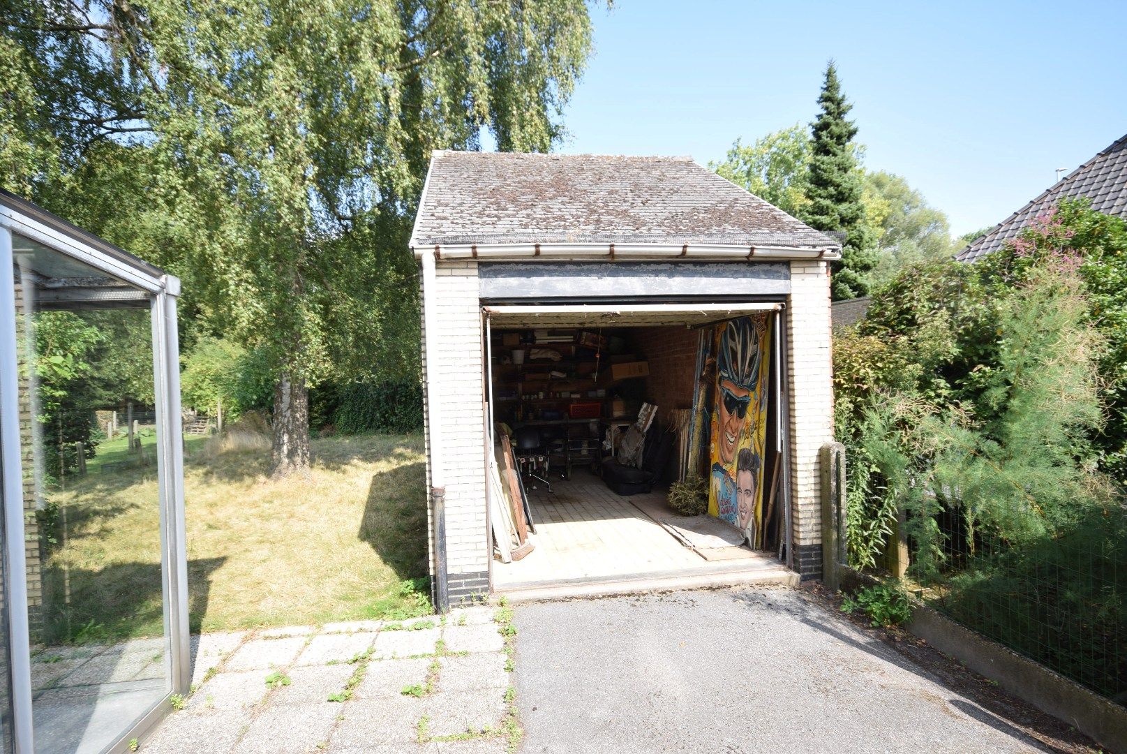 Karaktervolle halfopen bebouwing met ruime tuin te Roeselare foto 13