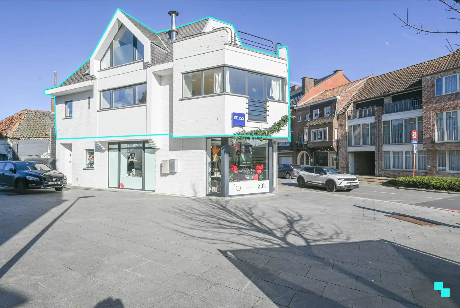 Duplexappartement in centrum van Sint-Baafs-Vijve foto {{pictureIndex}}