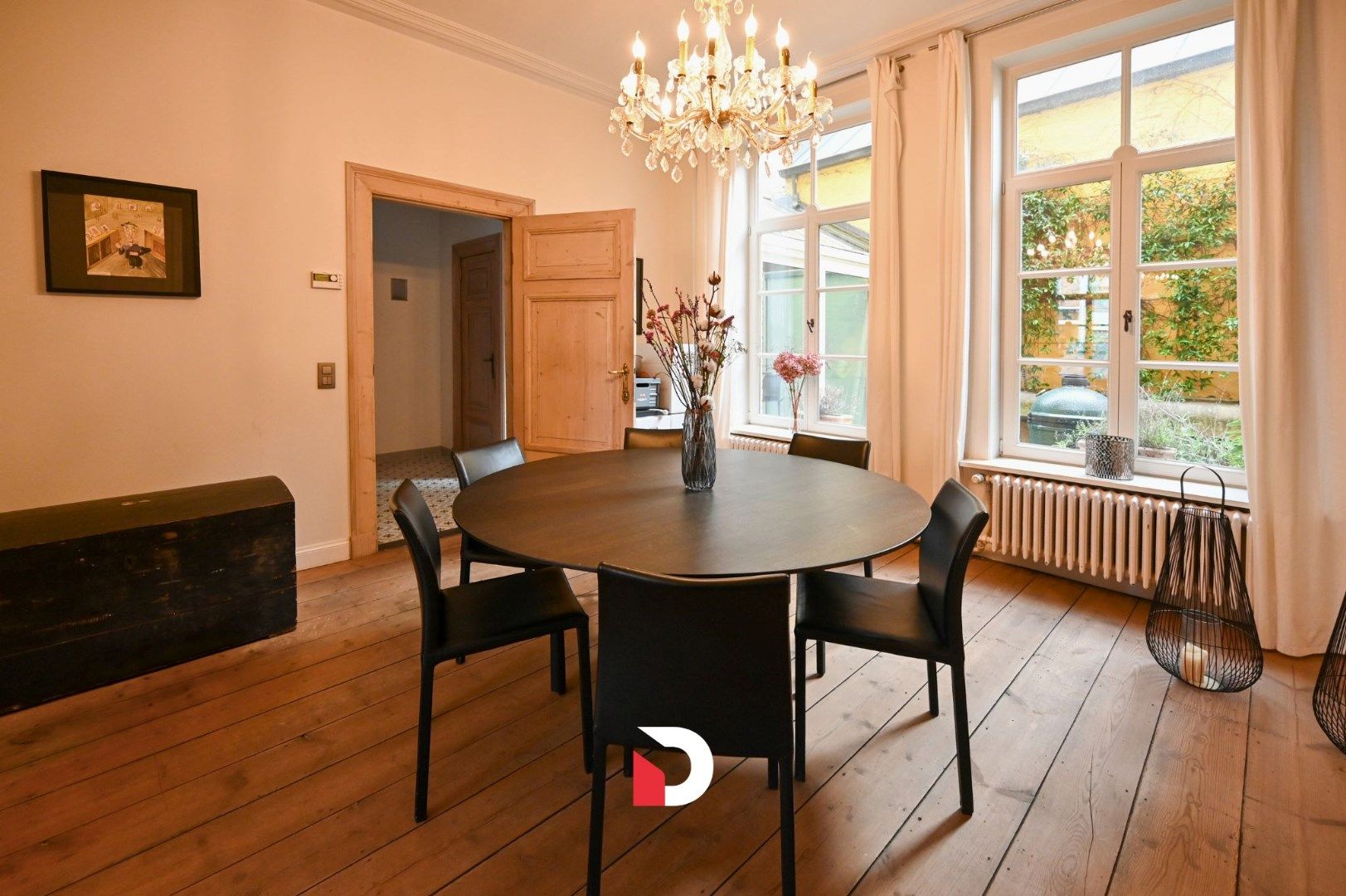 Uitzonderlijke herenwoning op schitterende locatie in hartje Brugge foto 7