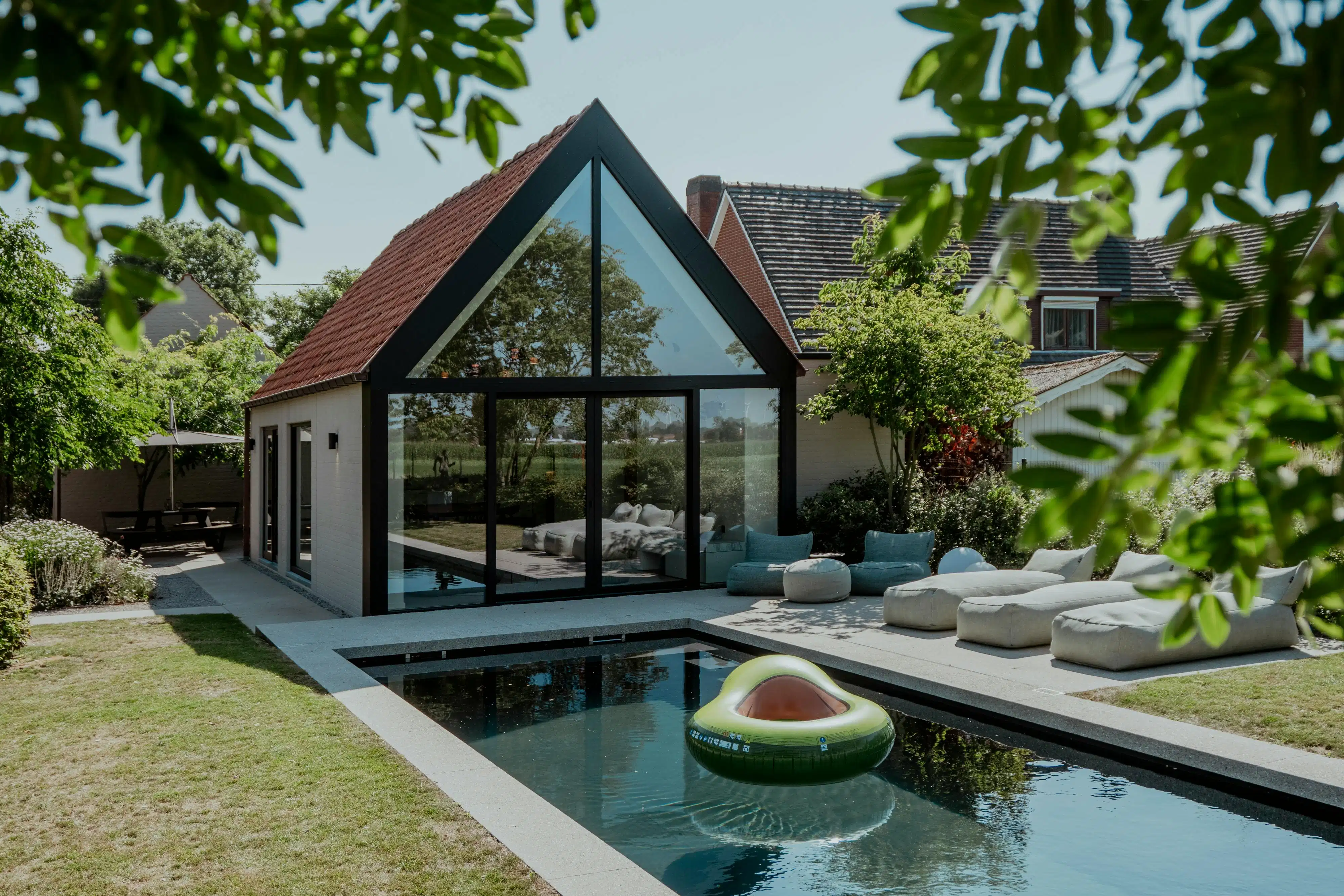 Exclusieve villa met zwembad, poolhouse op een perceel van 1.640 m² foto 20