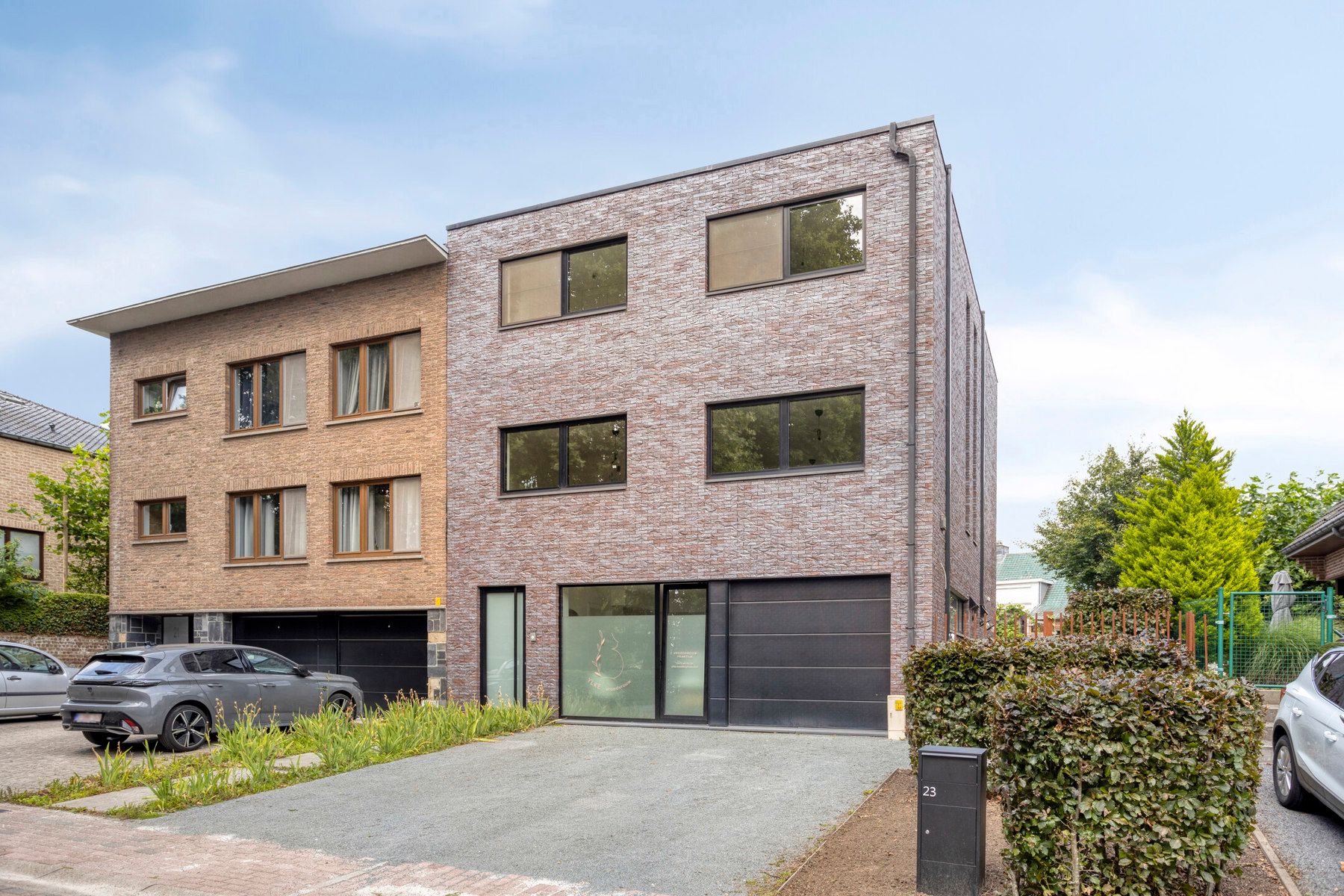 Prachtige woning met zicht op park van COLOMA foto {{pictureIndex}}