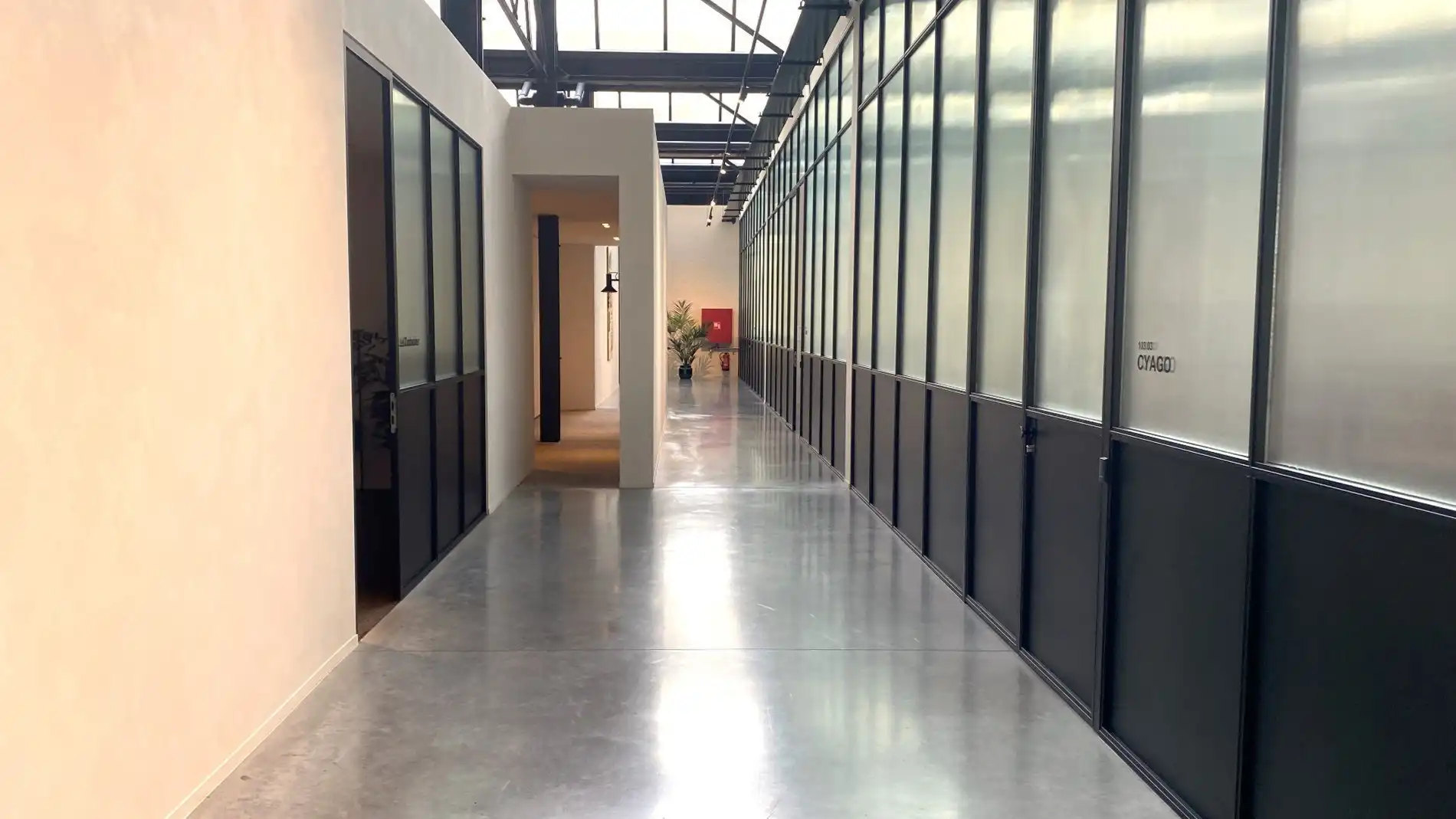 Gemeubelde kantoren met dienstverlening in Cotton Factory in Kortrijk foto 11