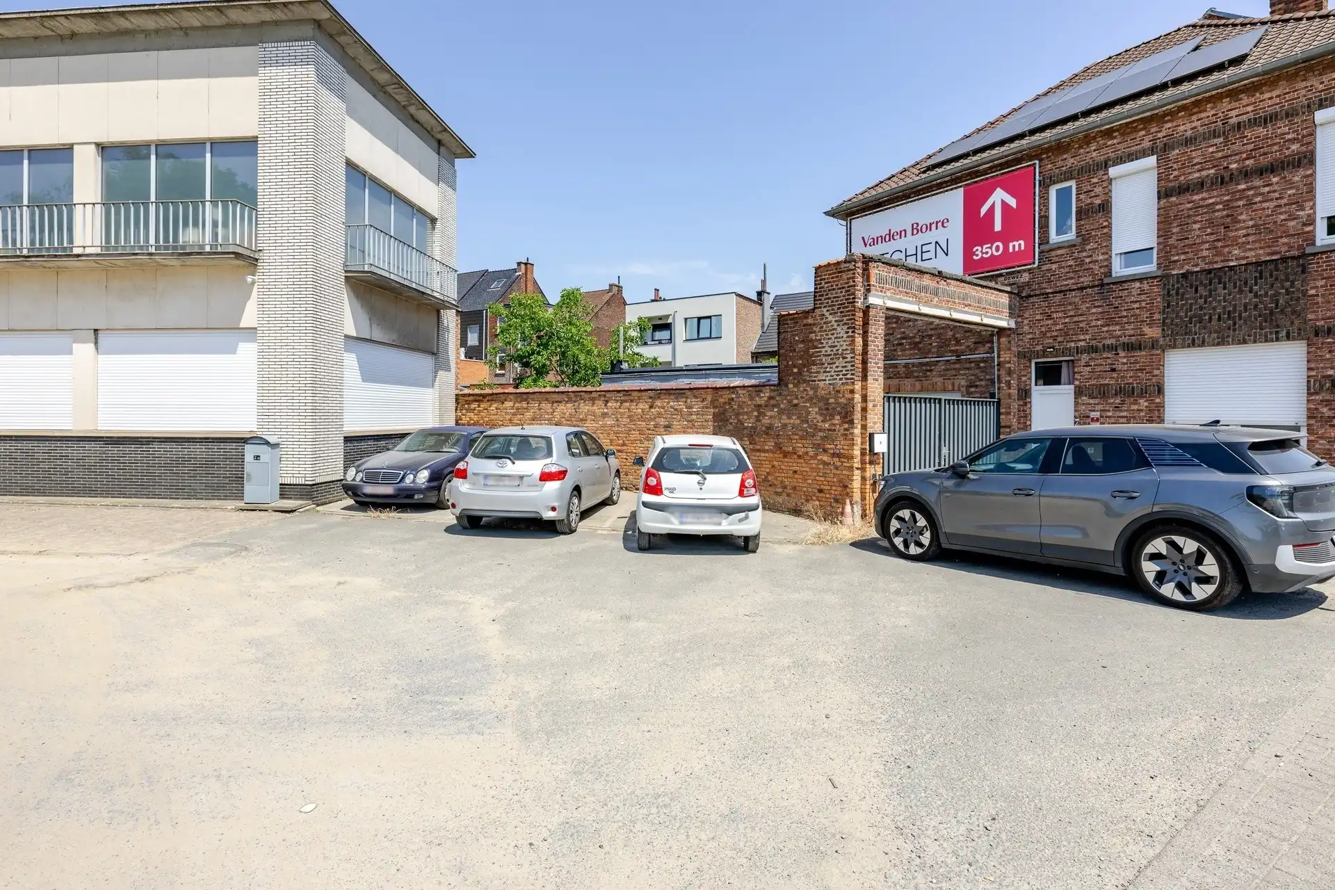 Recent gerenoveerde starterswoning op centrale locatie met 3 SLPKS foto 22