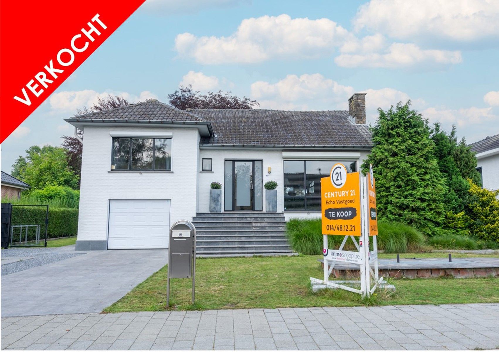 Fraaie veelzijdige woning met aangelegde tuin op ca 1000m² foto {{pictureIndex}}