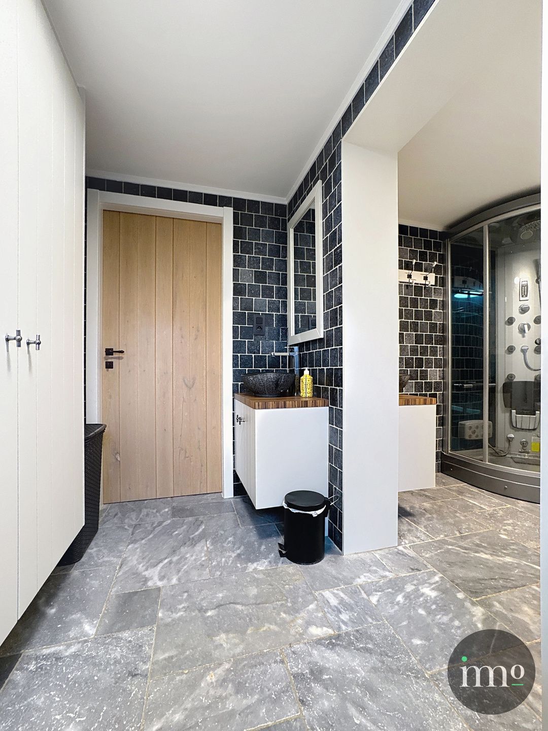 Instapklare woonst met loods en showroom – ideaal voor zelfstandige ondernemers! foto 20