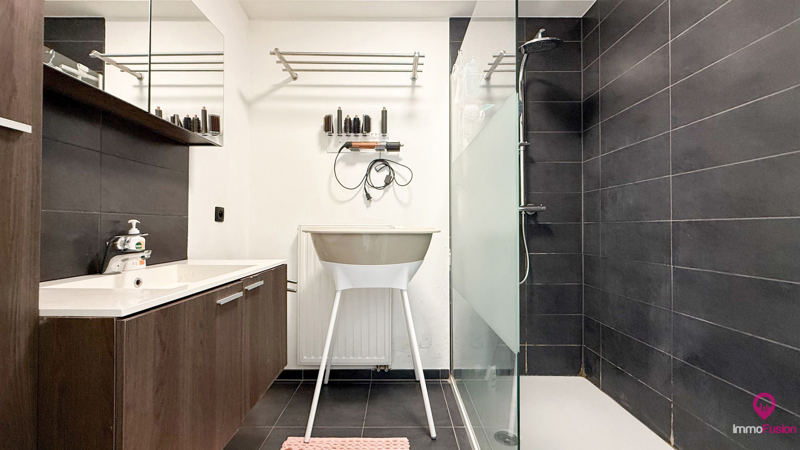 Instapklaar app met garagebox en 3slpk + ideale ligging! foto 20