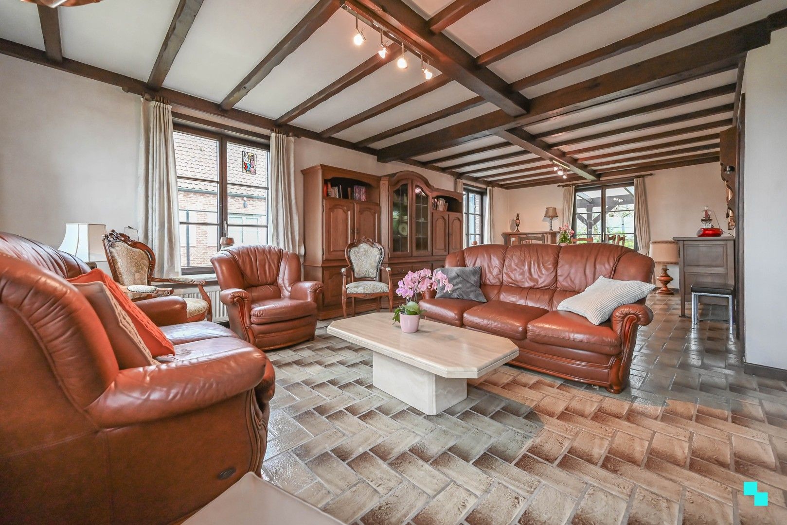 Landelijk gelegen vrijstaande bungalow te Kachtem foto 9