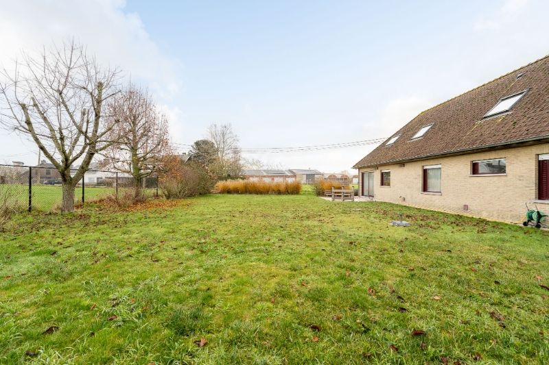 Ruime villa op een landelijke perceel met een oppervlakte van 940m² ! foto 31