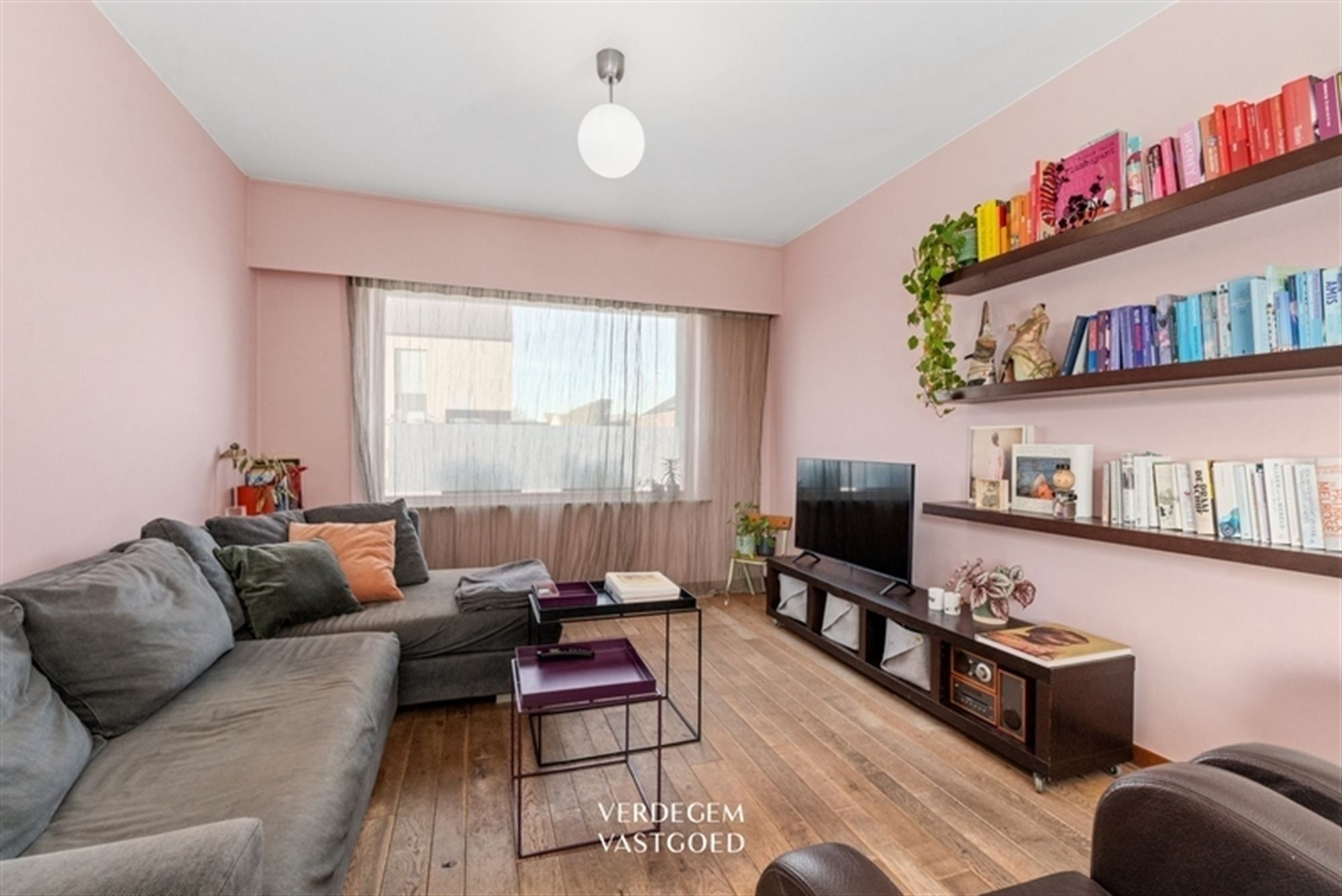 Toffe gezinswoning met 4 slaapkamers en mooie tuin foto 11