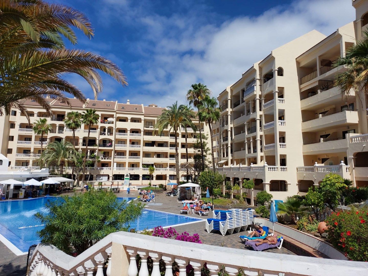 Prachtig appartement met zeezicht in Residentie Castle Harbour te Tenerife foto 1