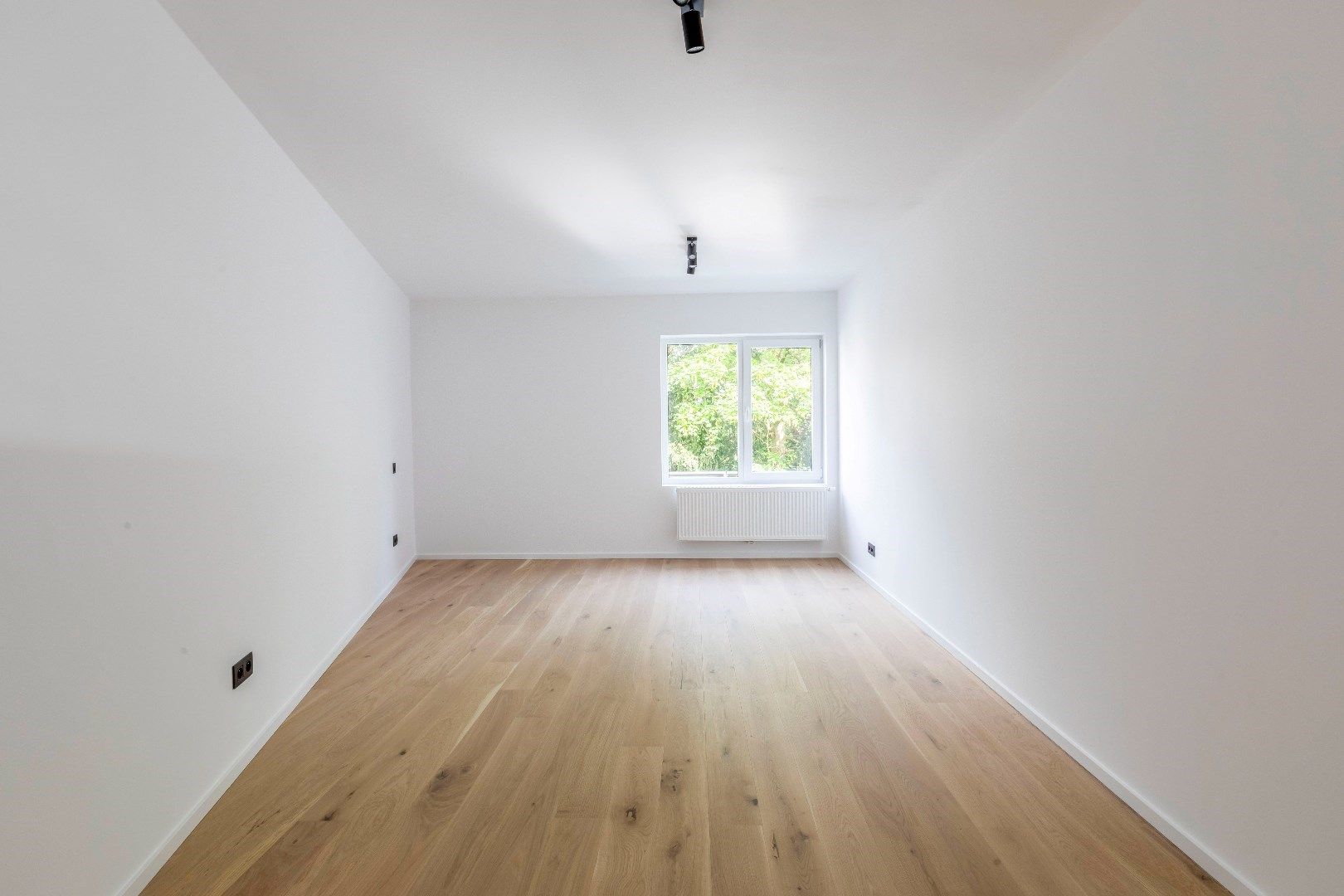 Prachtig gerenoveerd 3 slaapkamer appartement nabij Gent centrum foto 10