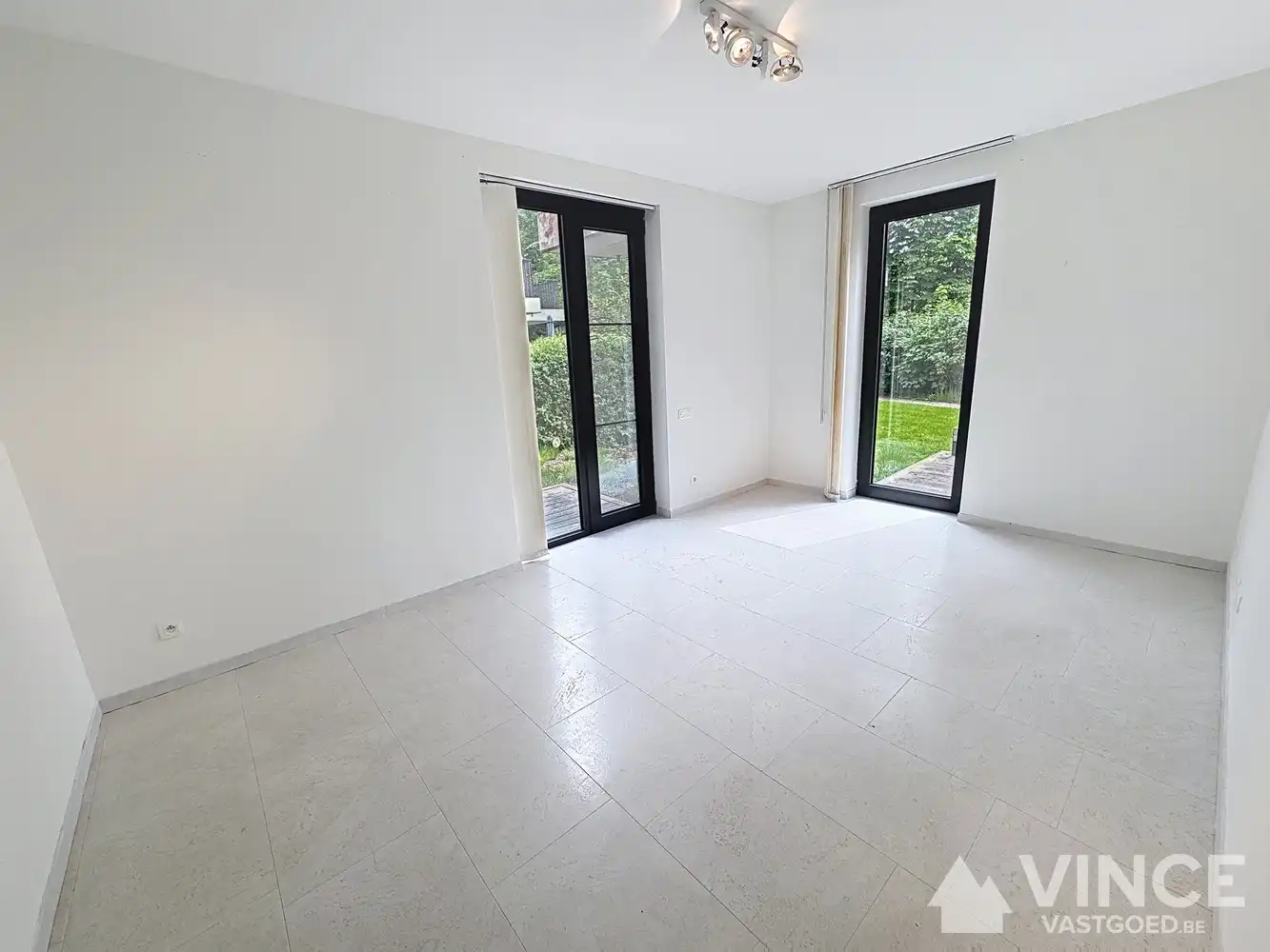 Top-appartement, gelijkvloers foto 8