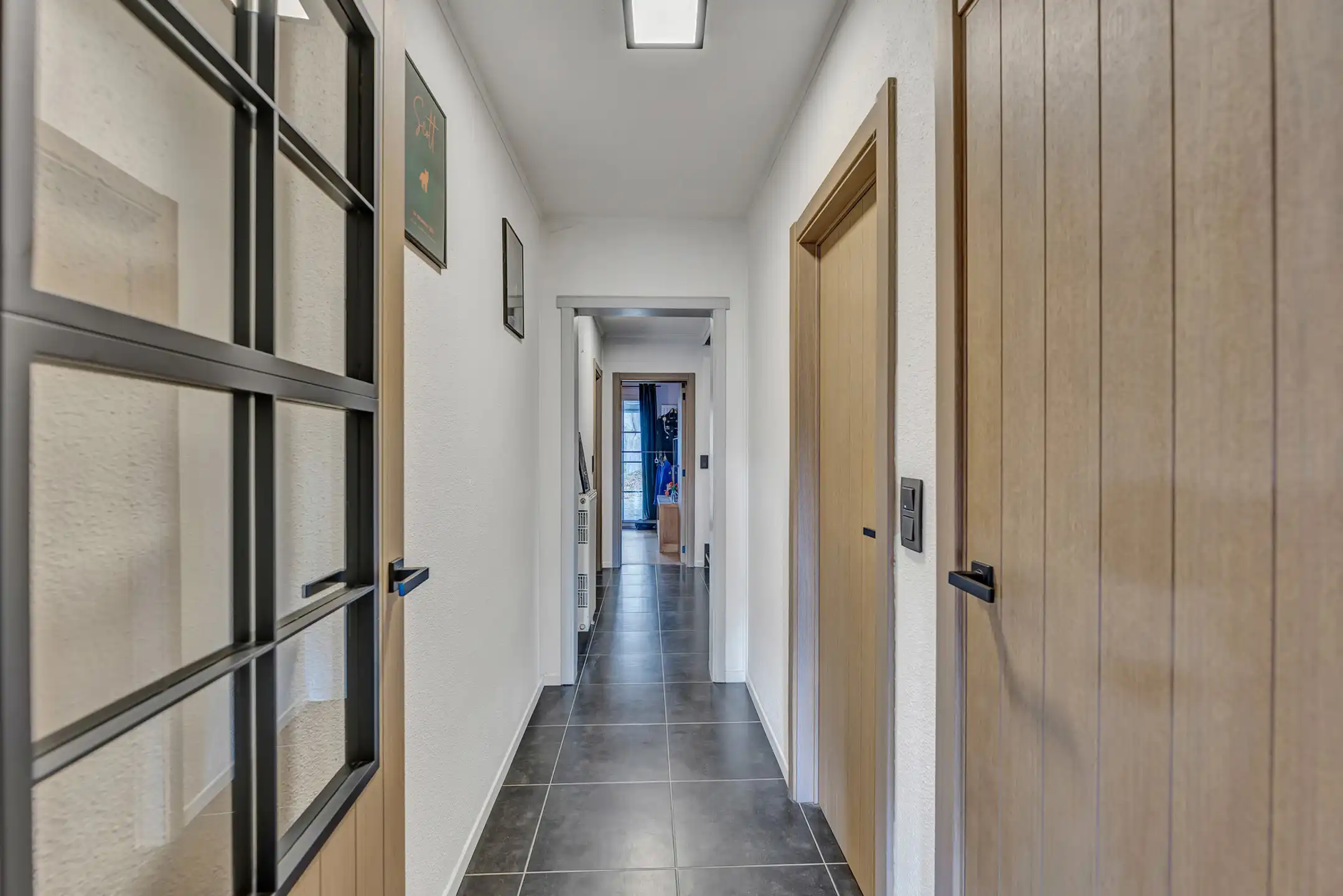 Gezellige woning met ruime tuin foto 12