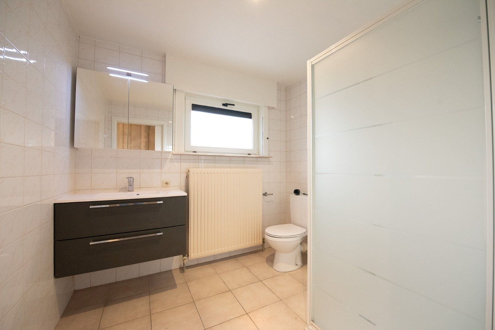 Gezellige woning met ruimte tuin te Machelen ( ZULTE) foto 8