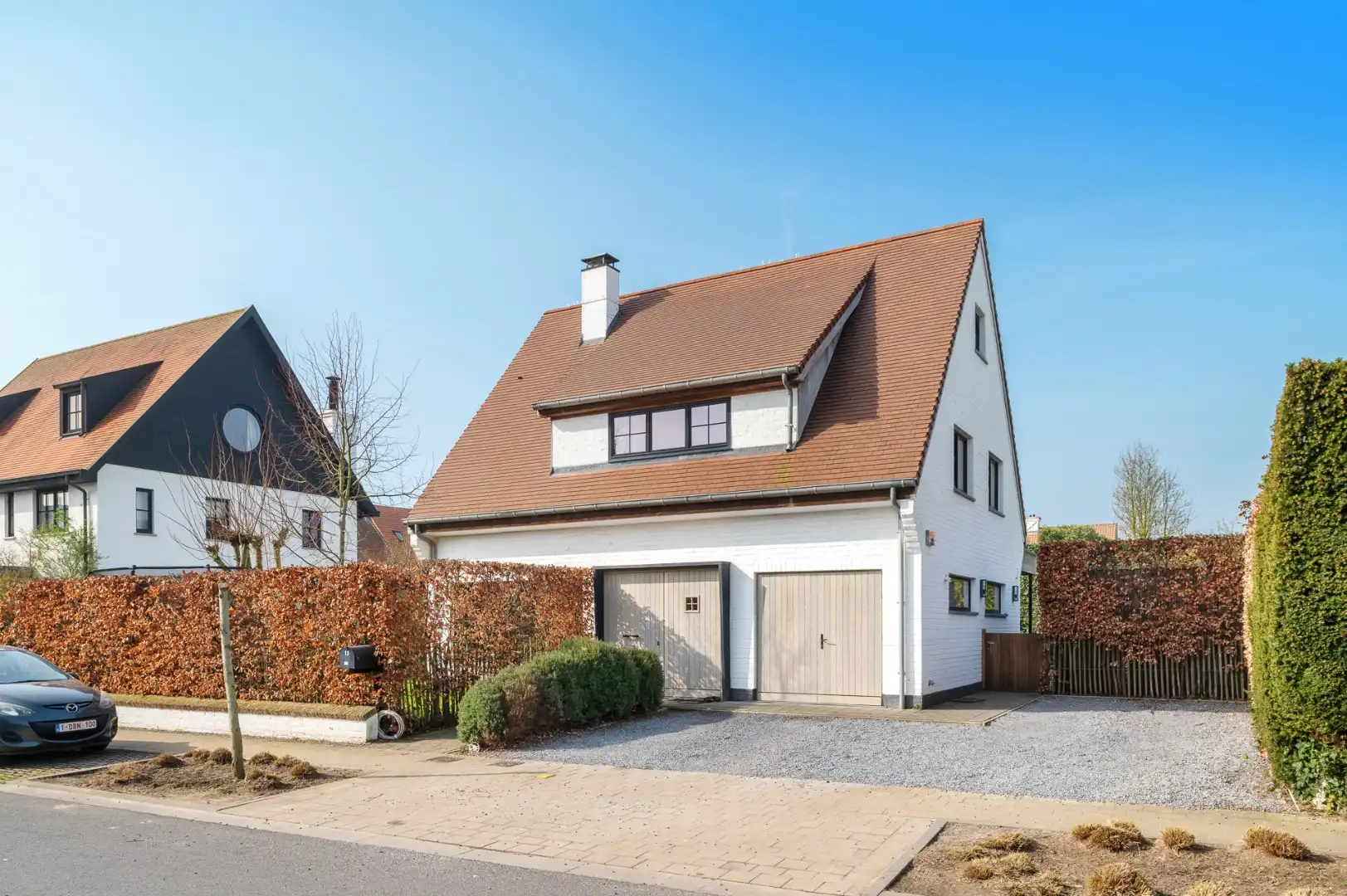 Alleenstaande villa gelegen in een rustige zijstraat van de Magere Schorre  foto {{pictureIndex}}