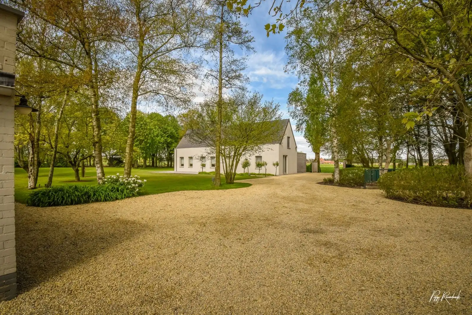 Idyllisch gelegen eigendom op 8.720 m² op de Poelberg te Tielt. foto 9