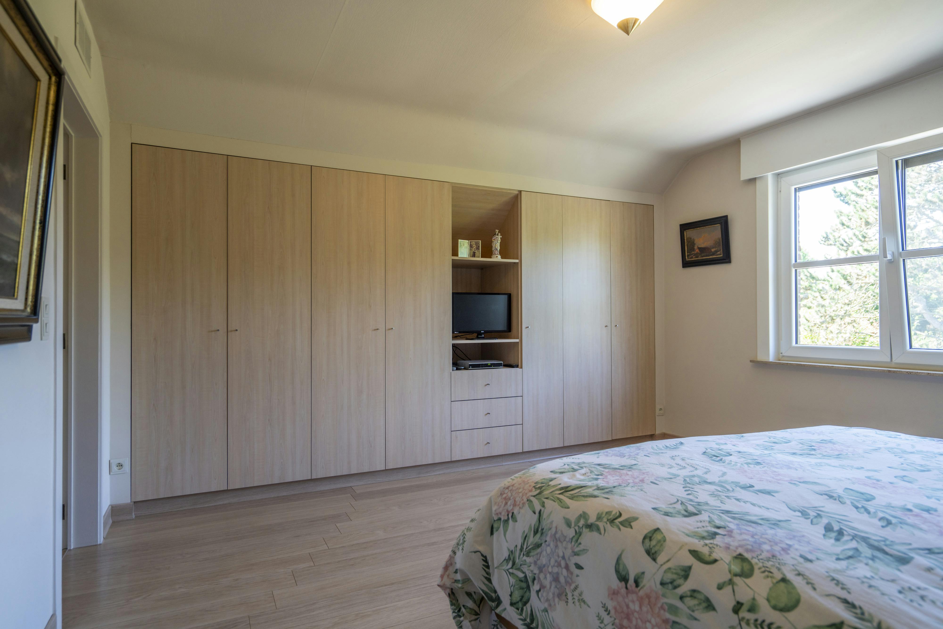 Rustig, residentieel gelegen villa met 4 slaapkamers te Kortrijk foto 19