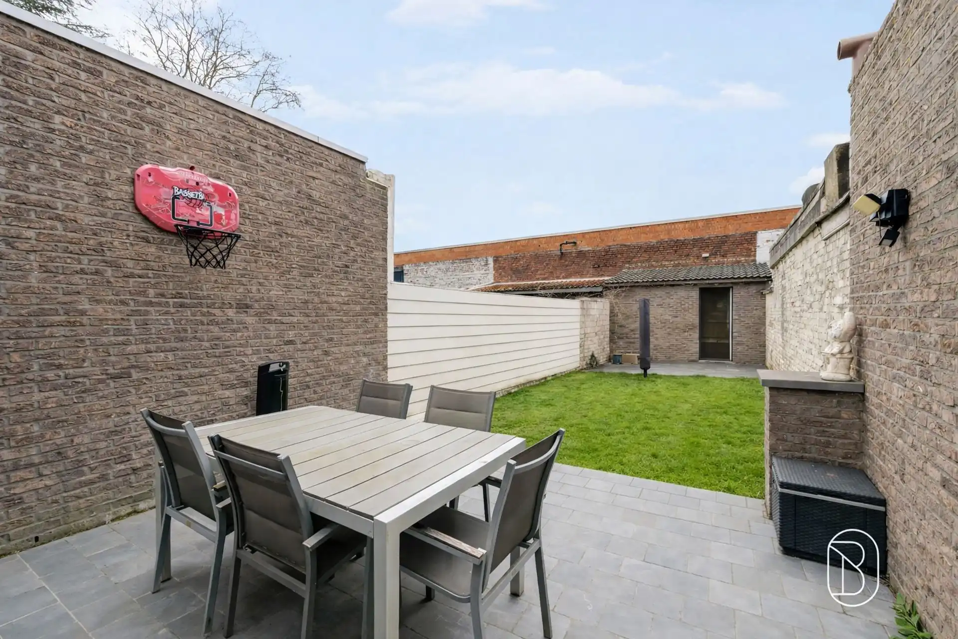 Instapklare karakterwoning met tuin en 4 slpks in Ronse foto 21
