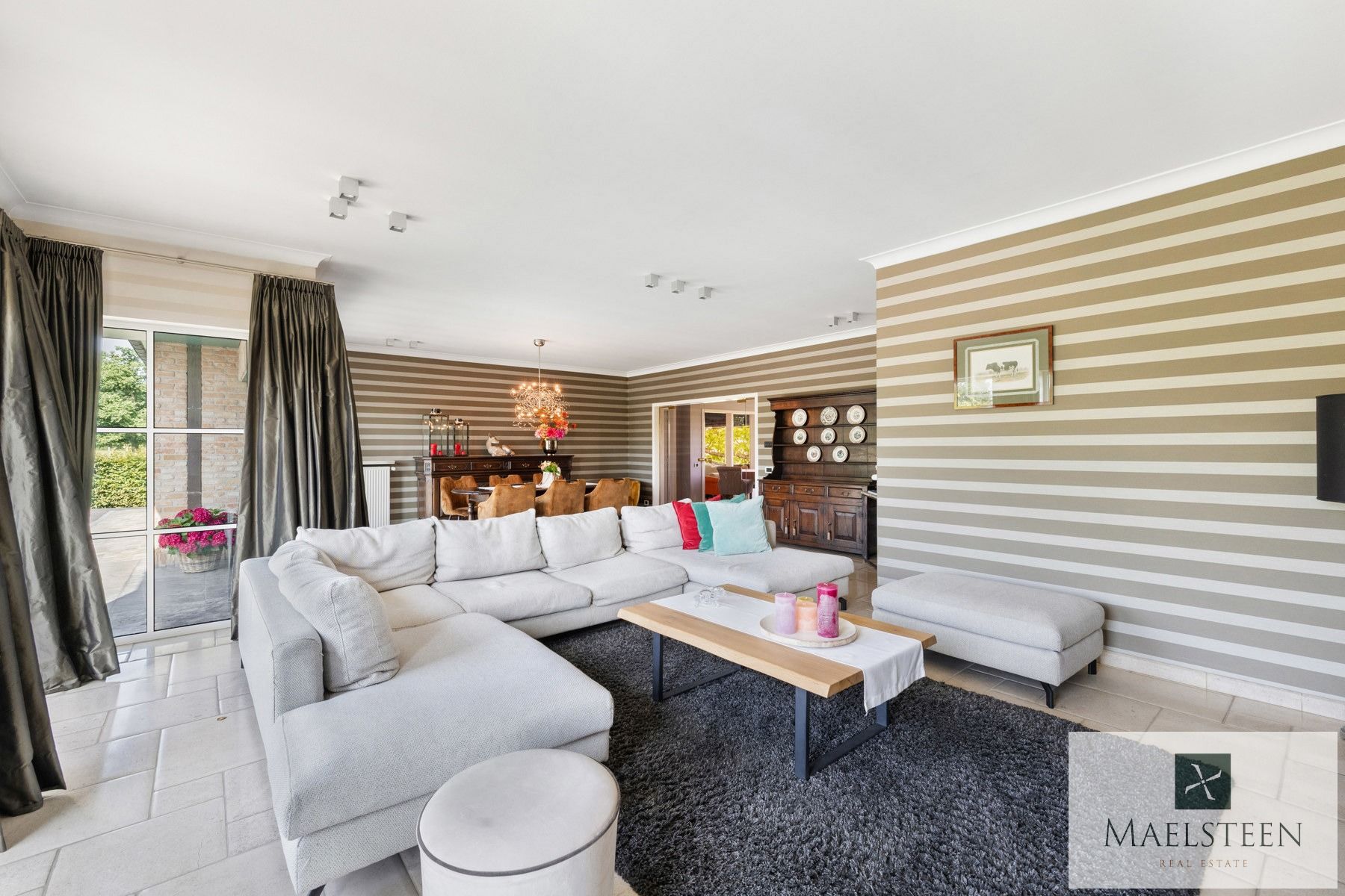 Boerderij op 1,5ha op de flank van Oedelem-berg  foto 9