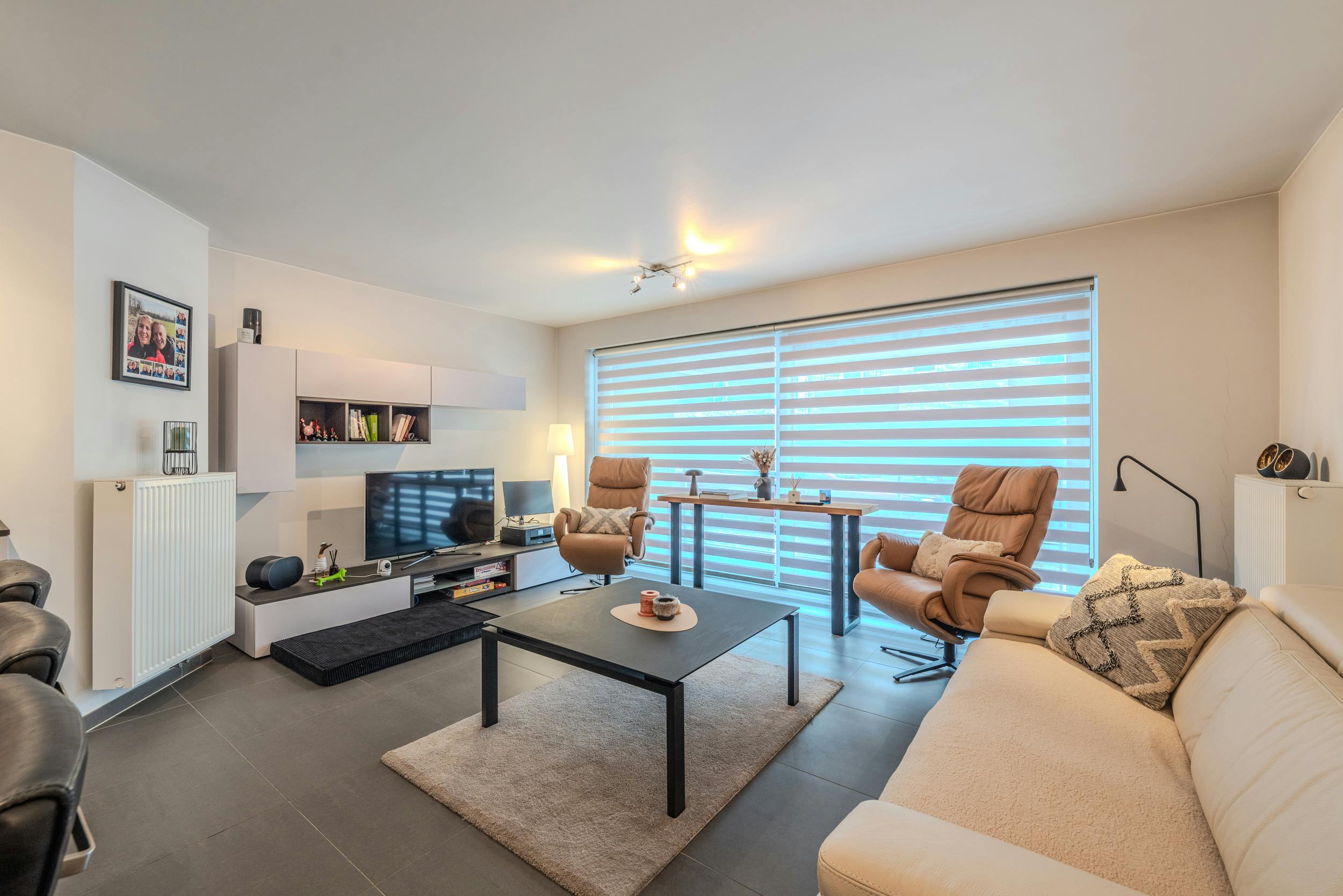 Recent gelijkvloers appartement met 2 slaapkamers en terras! foto 11