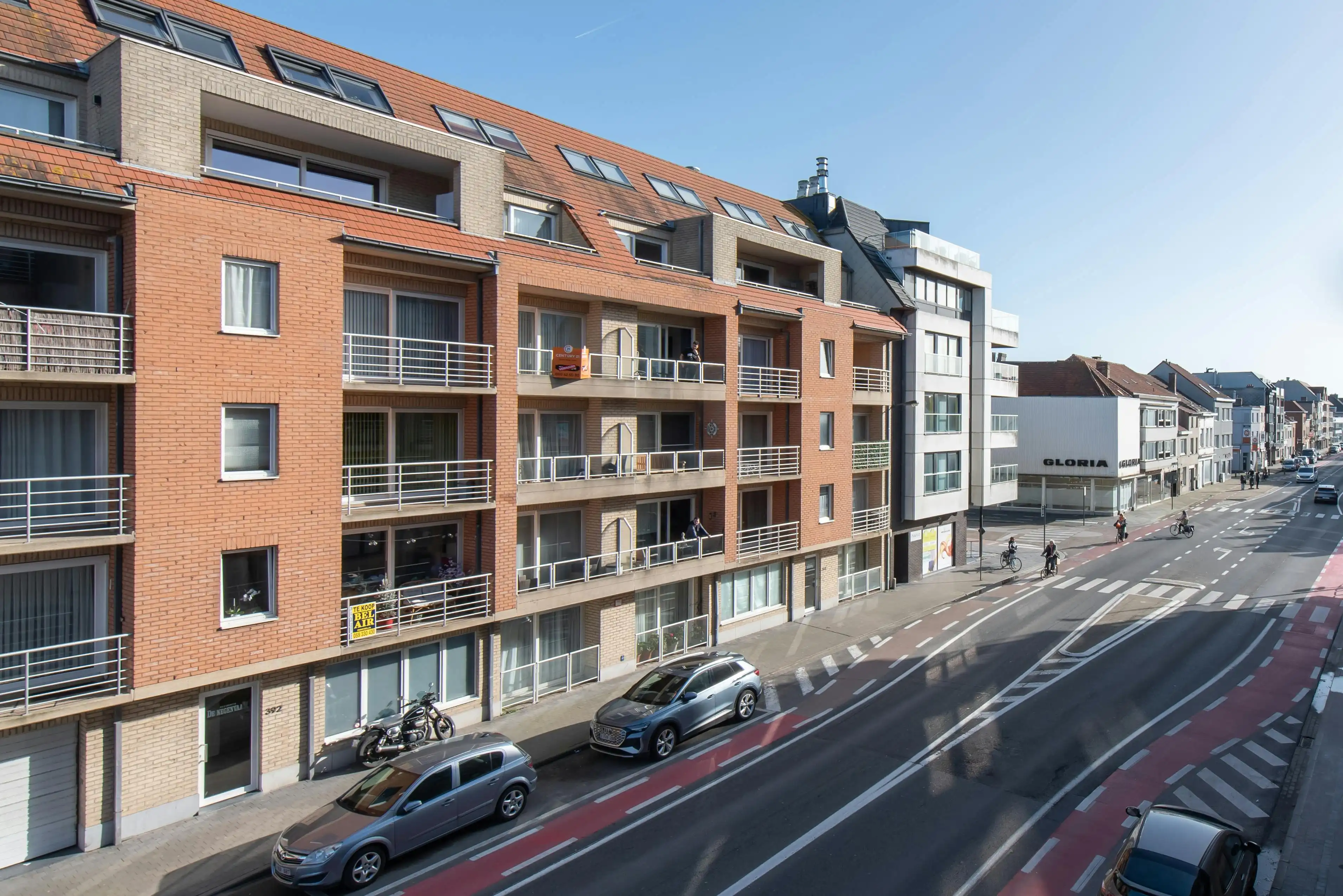 Instapklaar appartement te koop met terras te Oostende foto 4