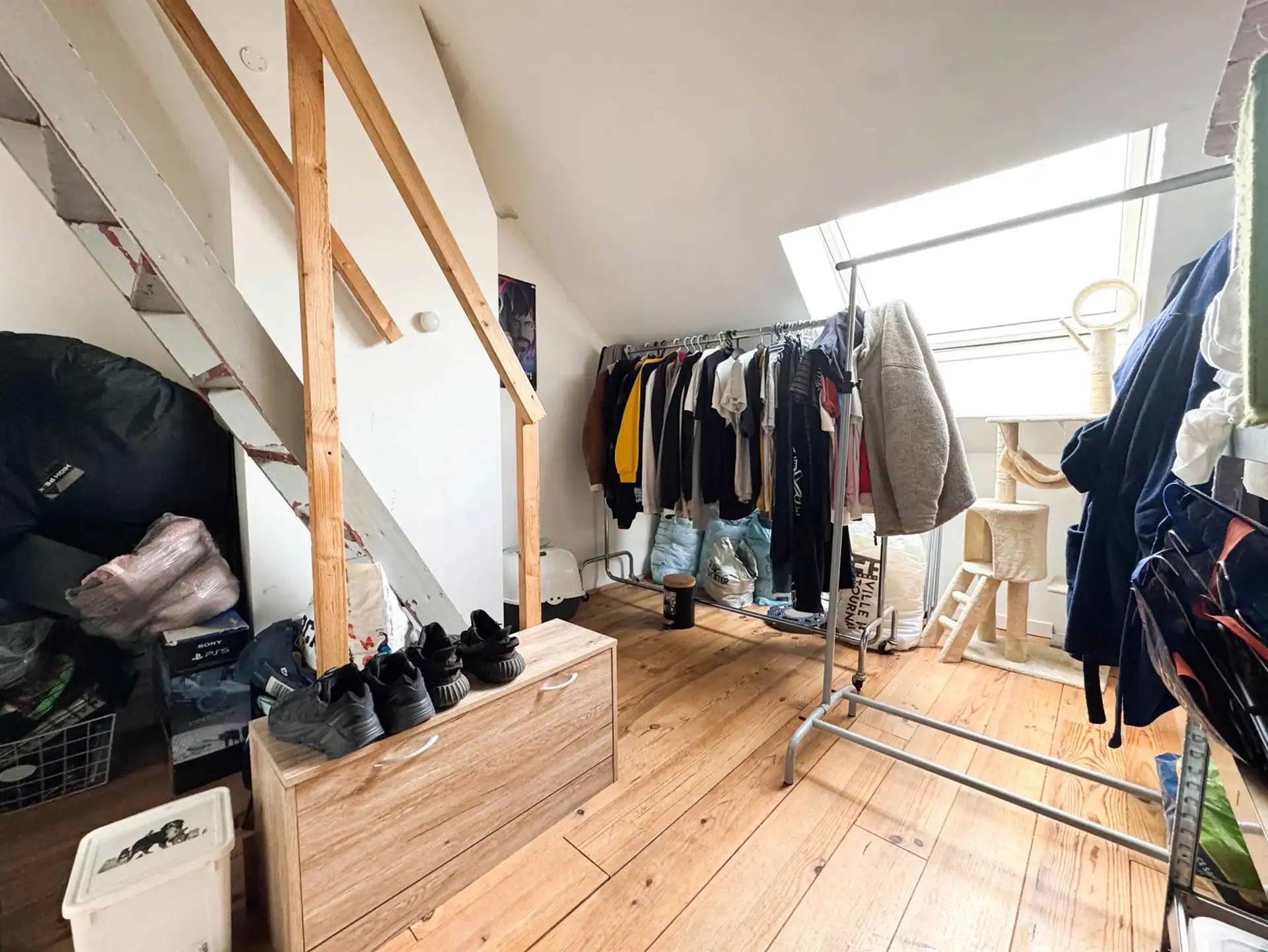 Goedgelegen charmante herenwoning. foto 8