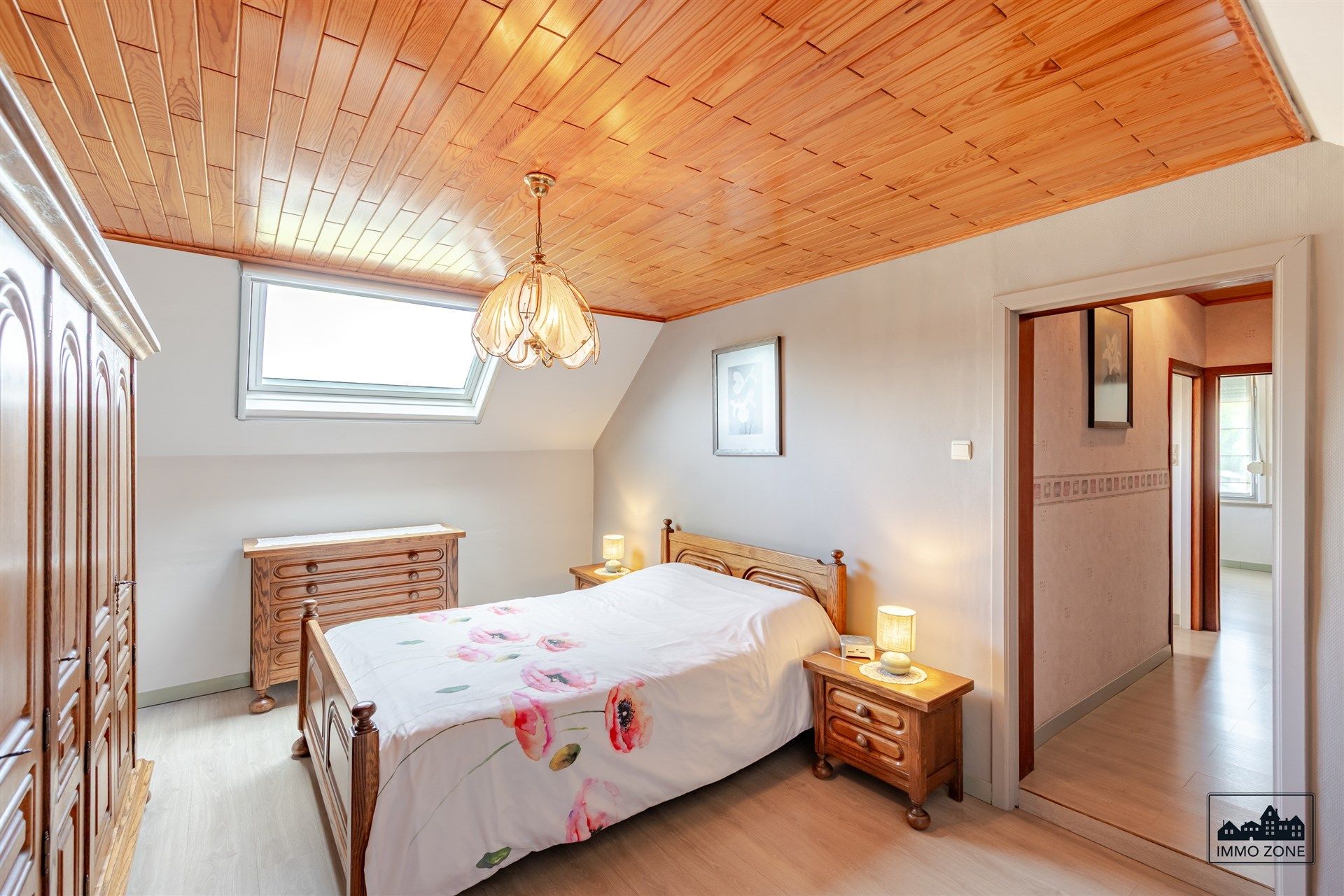 Ruime halfopen woning met uitbreidingspotentieel in Hamme! foto 15