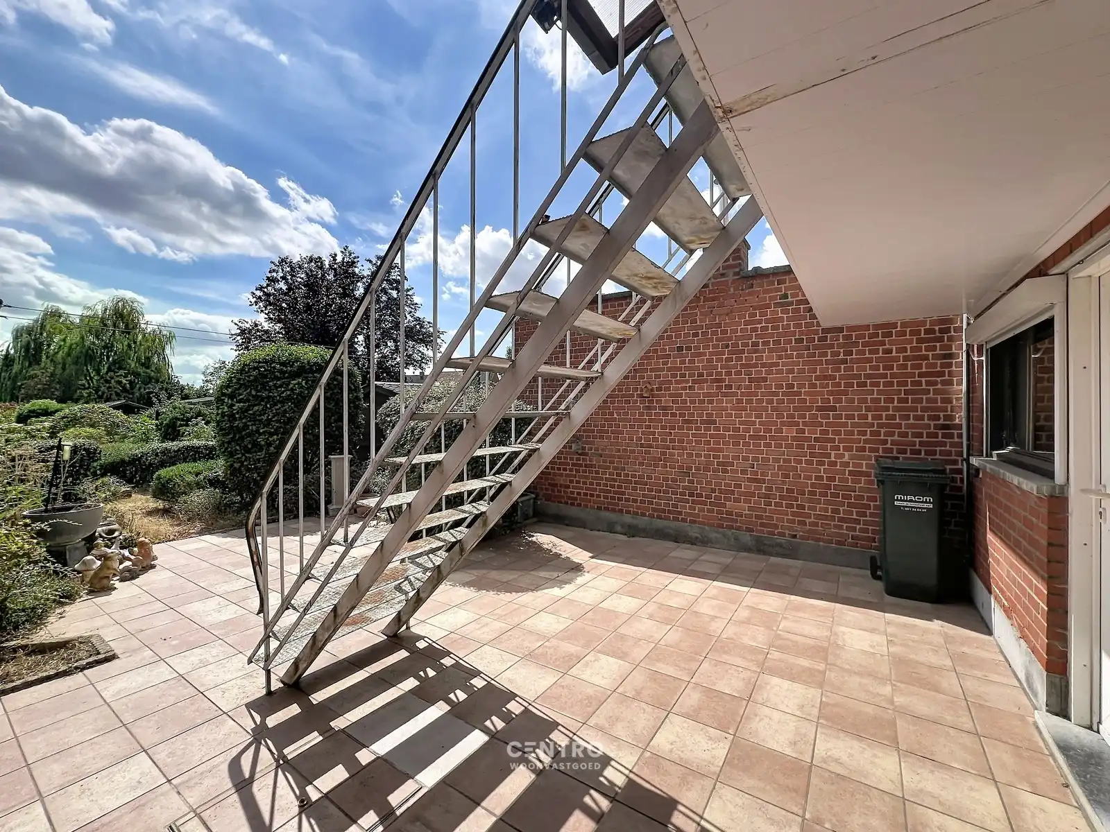 BEL-ETAGEWONING, perfecte basis voor lichte renovatie op een mooi ZUIDGERICHT perceel ! foto 24