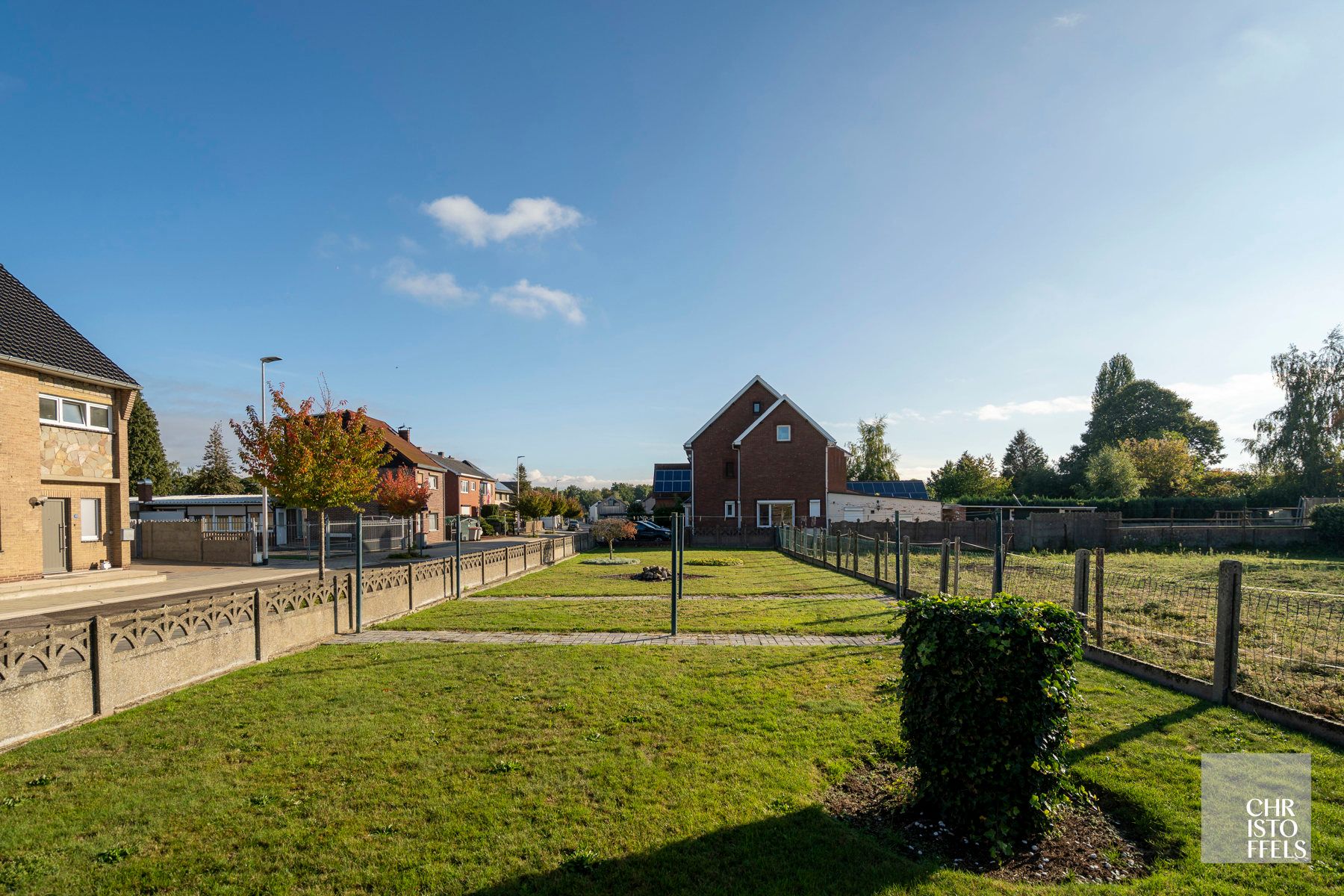 Te renoveren woning (152m²) in een rustige woonomgeving te Lanaken! foto 18