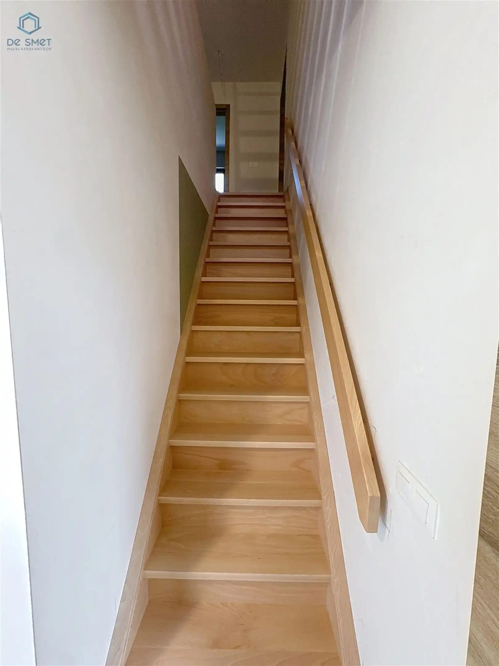 Rustig gelegen, energiezuinige nieuwbouwwoning met 4 slaapkamers en tuin foto 12