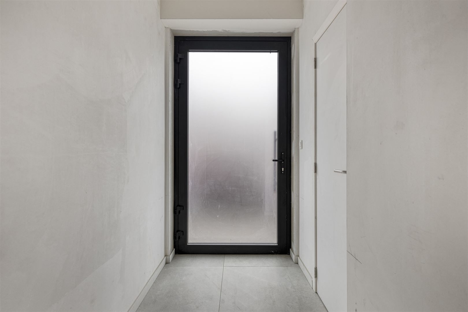 Rustig gelegen nieuwbouw woning met zonnige tuin en 4 slaapkamers. foto 2