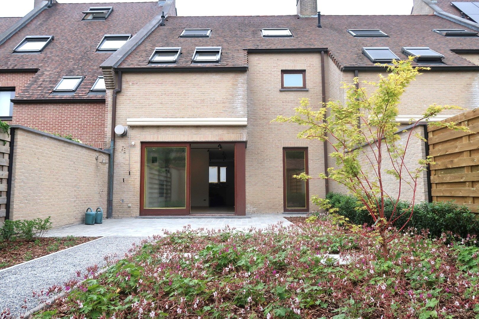 Stijlvolle woning met 4 slaapkamers in hartje Brugge – EPC B foto {{pictureIndex}}