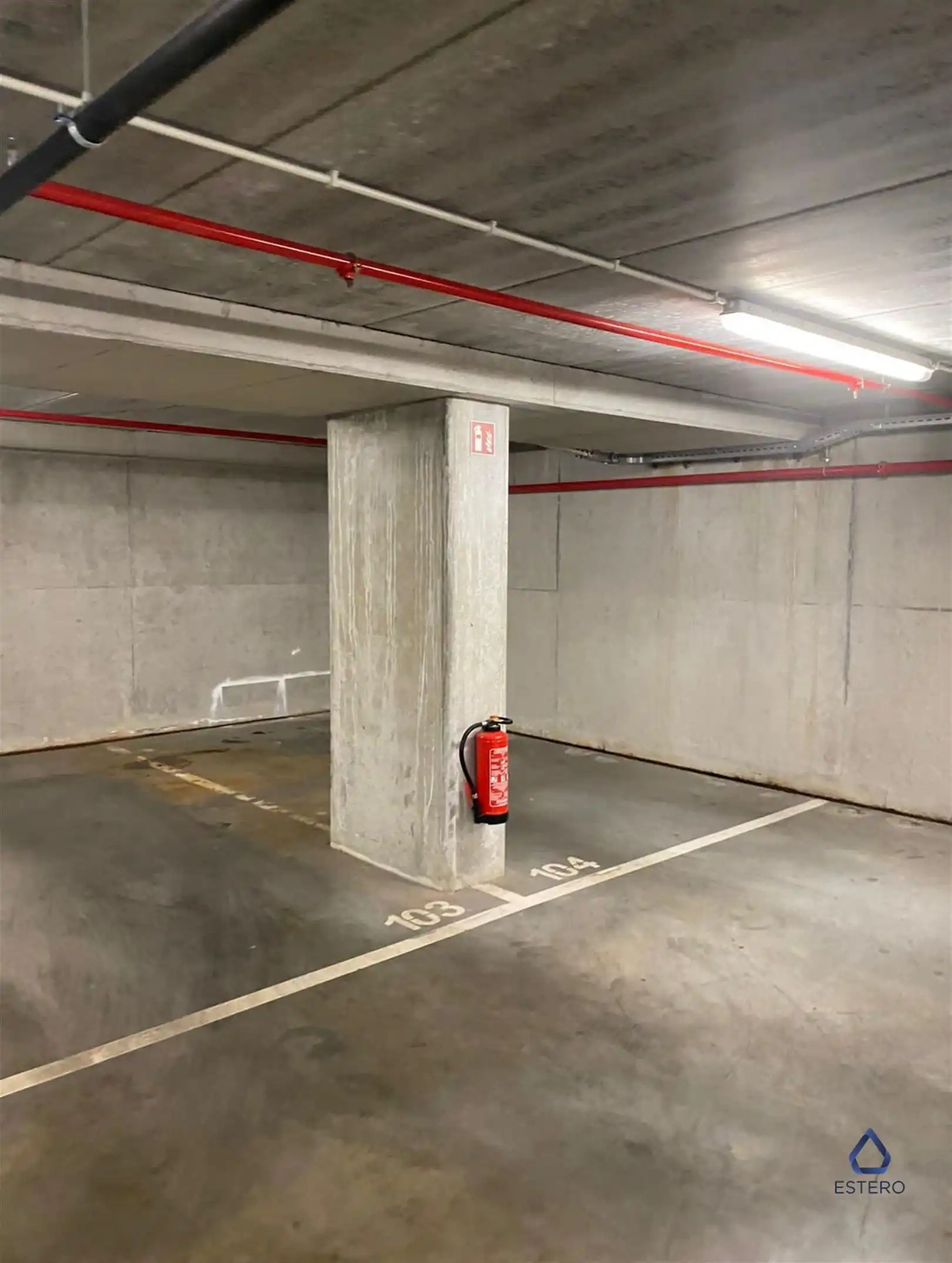 Parkeerplaats te huur Tunnelplaats 2-8 - 2000 ANTWERPEN