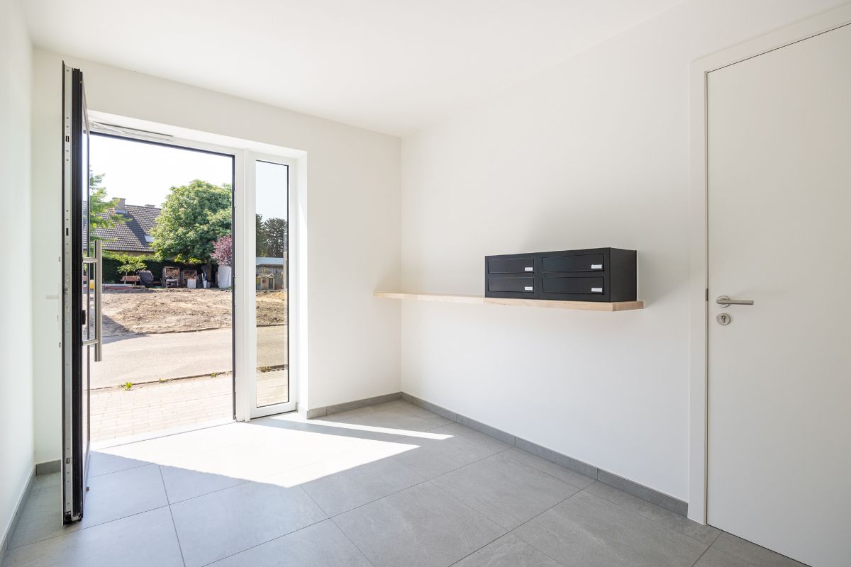 Lichtrijk appartement met zonnig terras foto 2