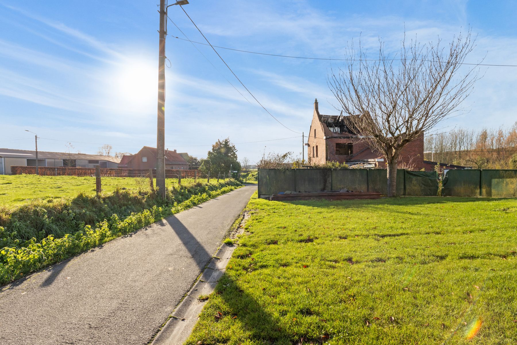 Uniek perceel grond mét vergunning aan het Tiegembos -900 m² foto 2