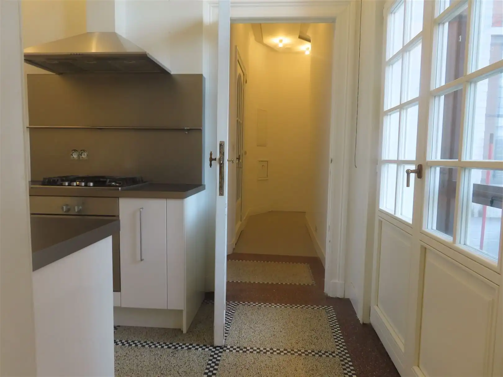 Prachtig, charmant 3-slaapkamerappartement met 2 badkamers! foto 13