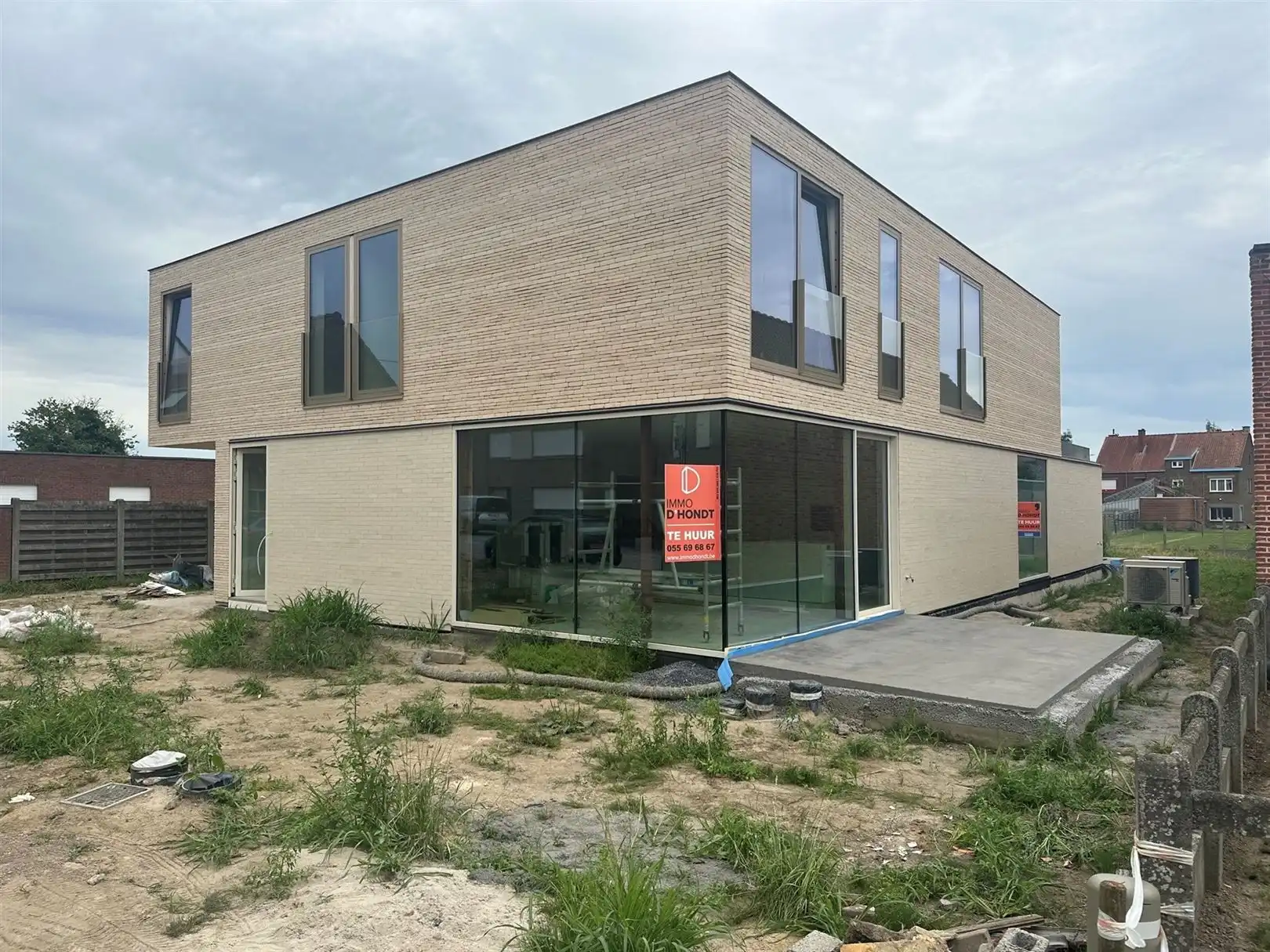 Energiezuinig wonen in het hart van Nederename (Oudenaarde) foto {{pictureIndex}}