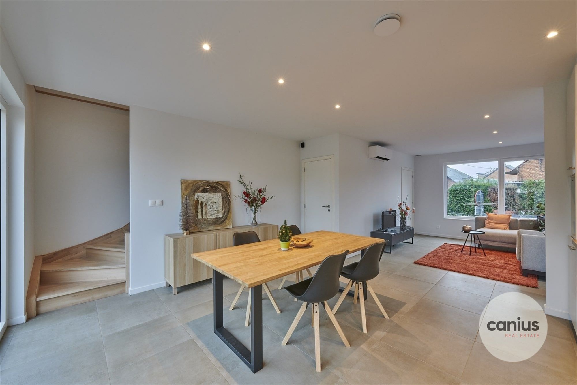 ENERGIEZUINIGE & INSTAPKLARE WONING MET 3 SLKS + TUIN foto 4