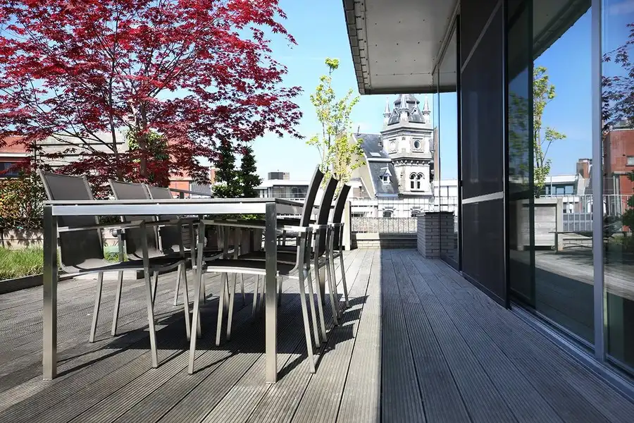 LUXUEUS AFGEWERKT, RIANT PENTHOUSE MET UITSTRALING EN ROYAAL ZONOVERGOTEN TERRAS van 167 m² foto 34