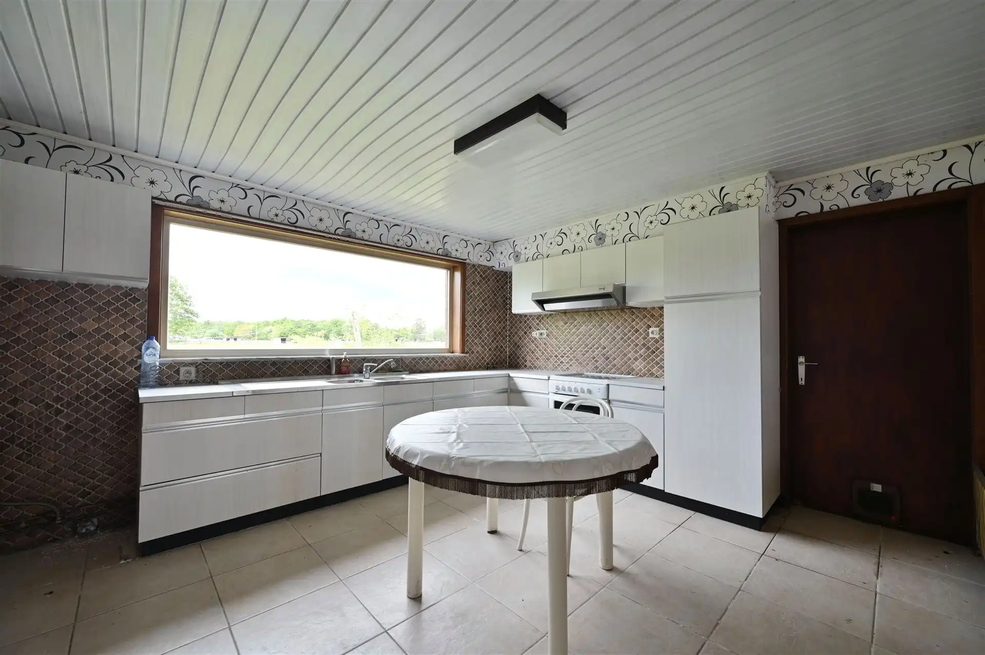 Te renoveren hoeve op rustige locatie foto 8