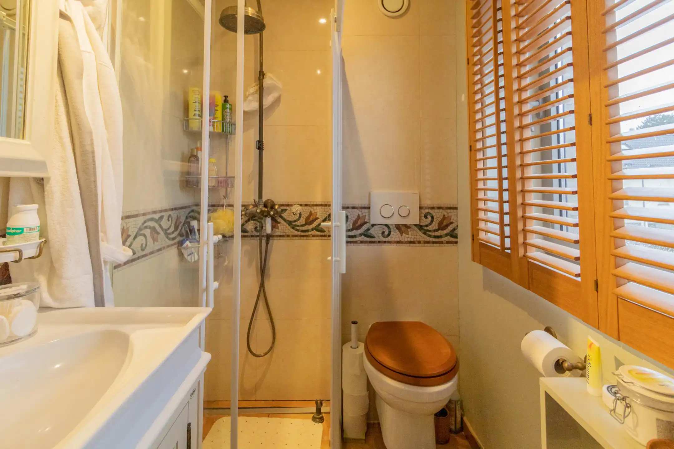 Ruim duplex appartement met 3 slaapkamers foto 14