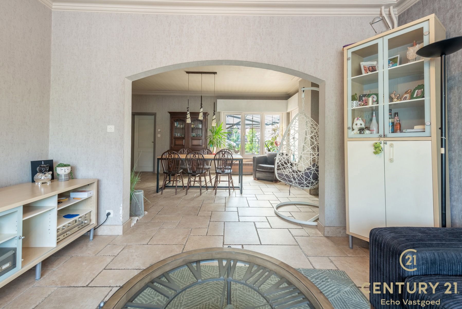 Charmante deels gerenoveerde woning met gezellige tuin foto 5