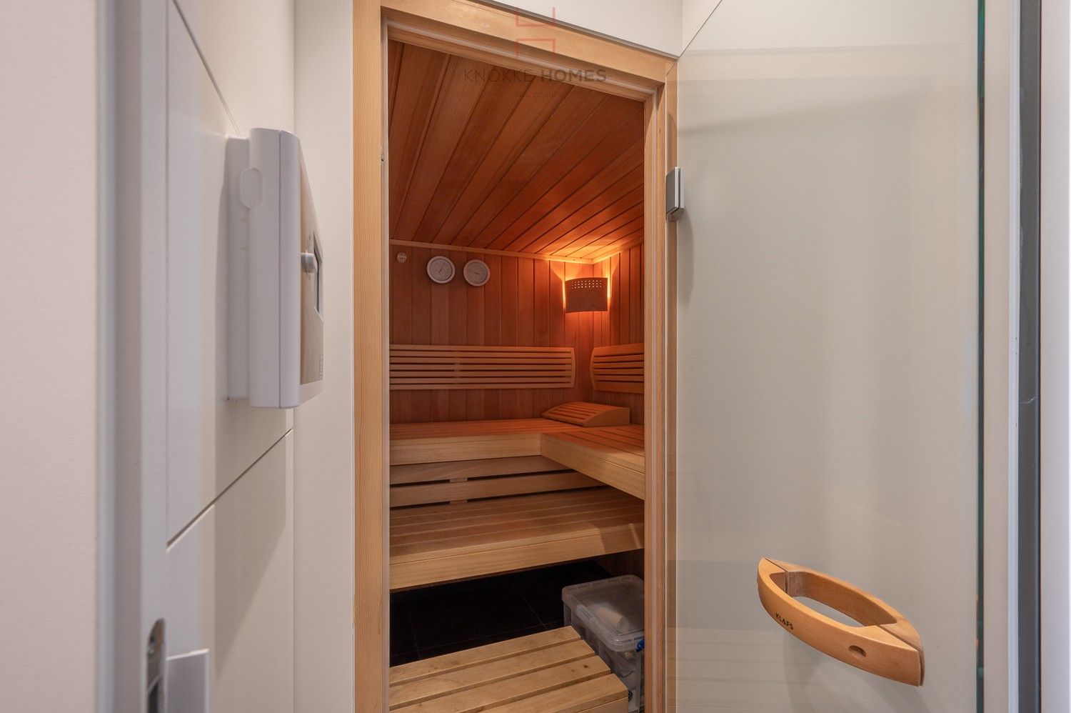Exceptioneel hoekappartement op de Zeedijk genietend van uitzonderlijke zee- en strandzichten. foto 21